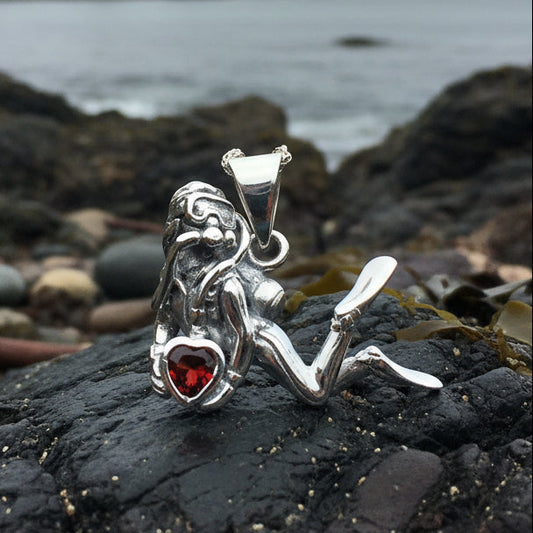 Ocean Diver Necklace