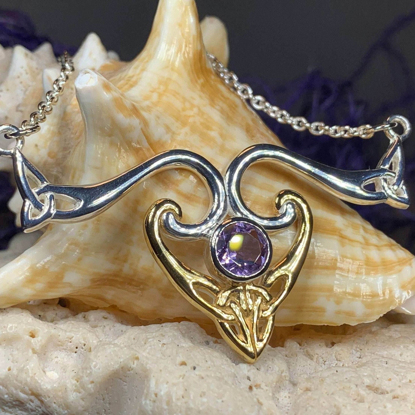 Koribella Trinity Knot Necklace - Amethyst