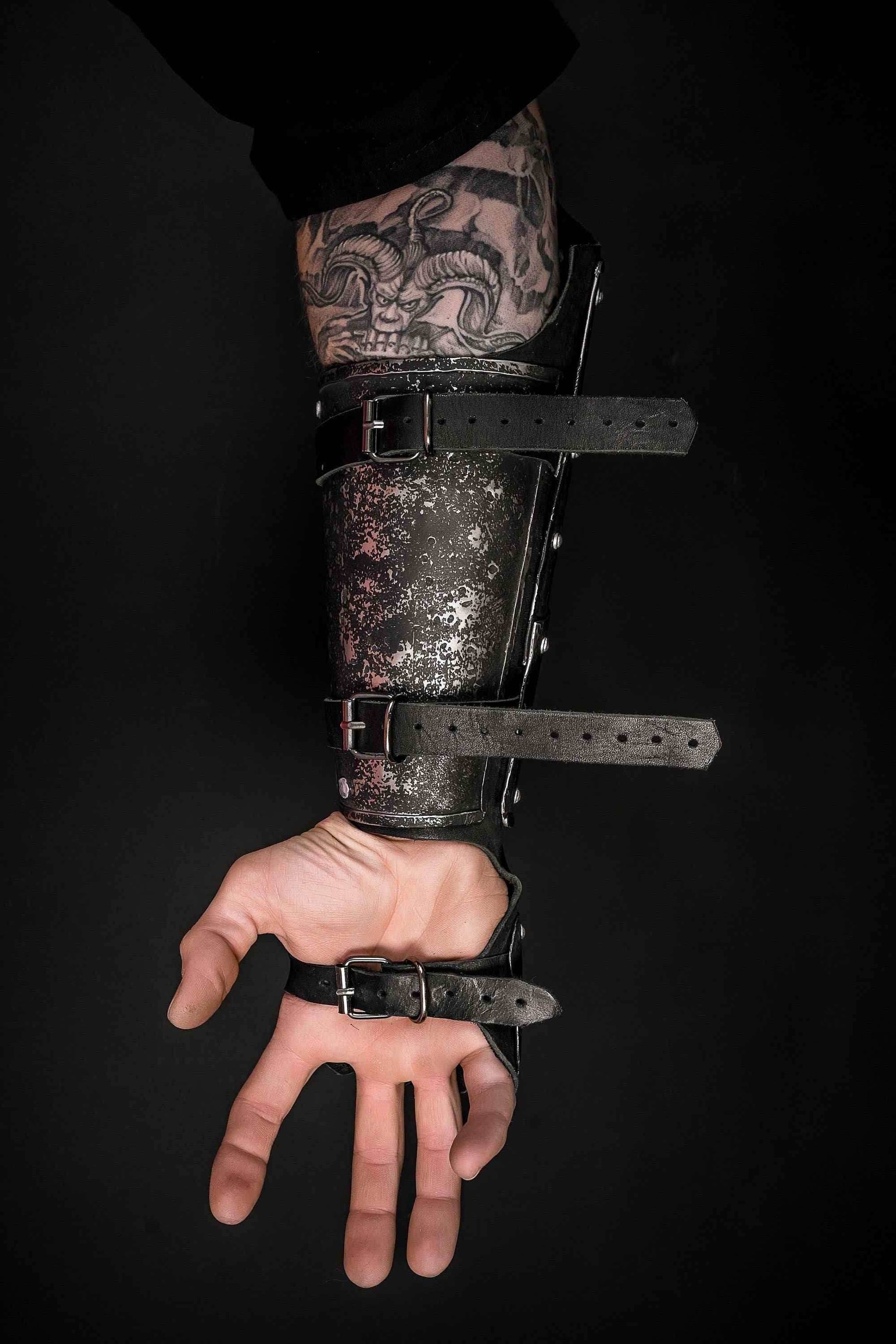 Medieval leather bracers with hand protection - for one hand