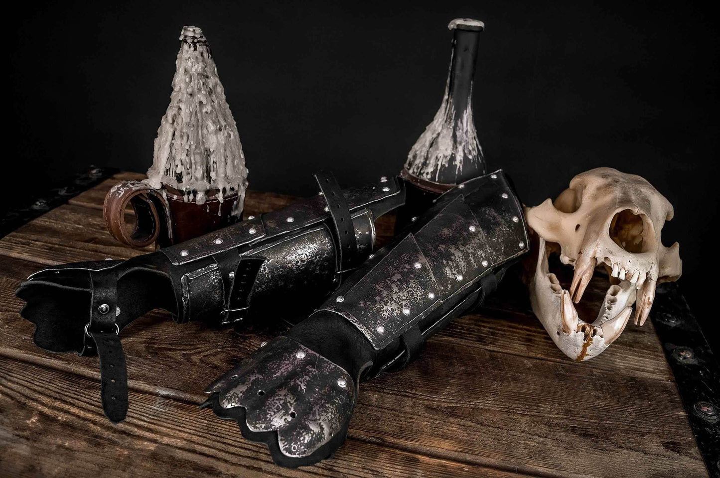 Medieval leather bracers with hand protection - for one hand