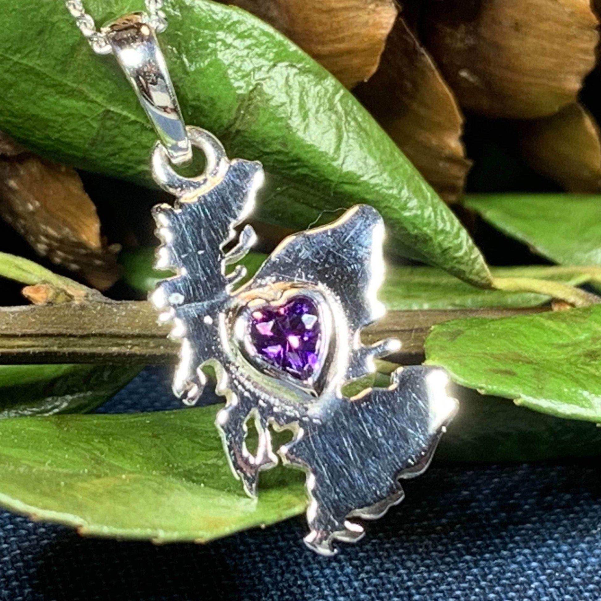 Scotland Love Necklace - 18