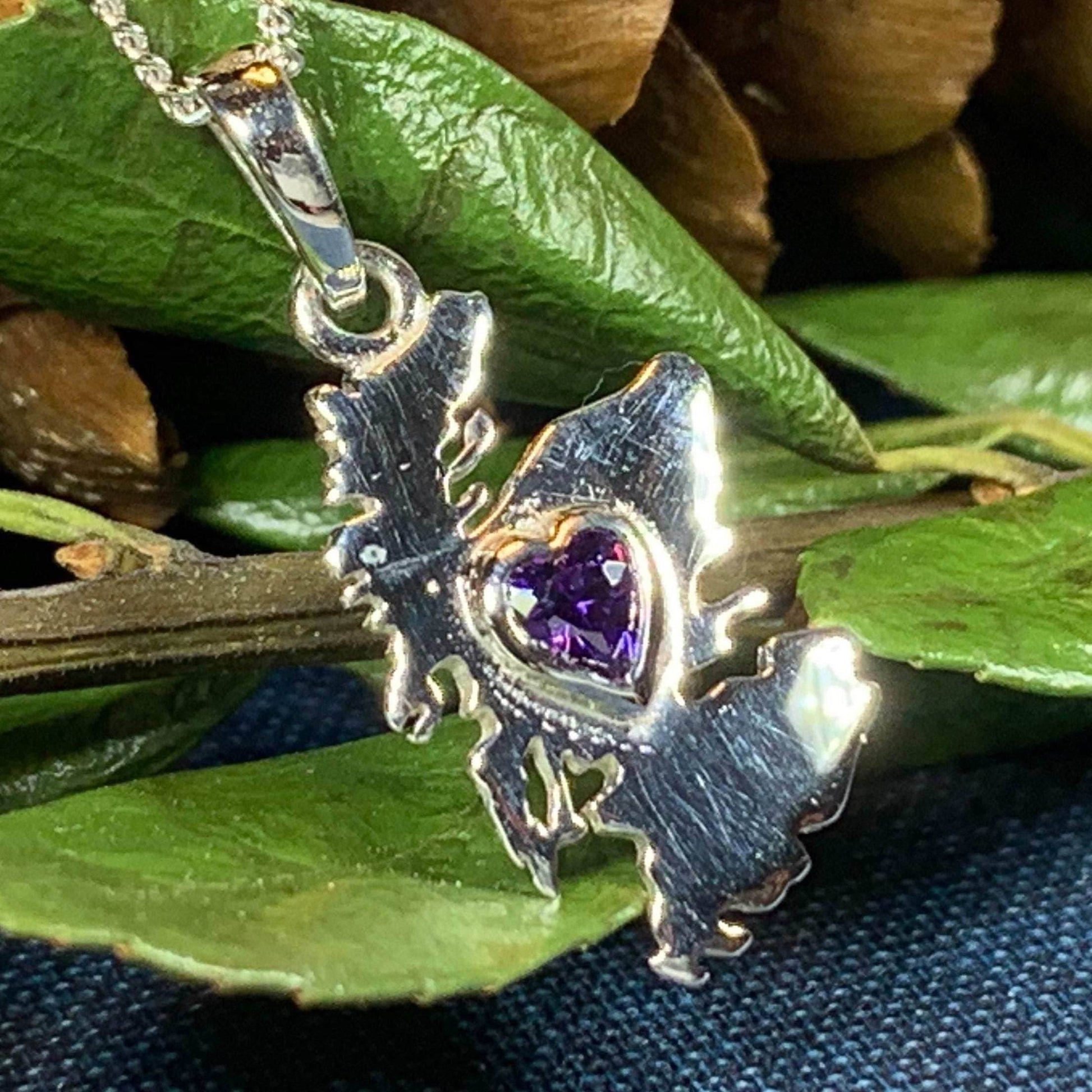 Scotland Love Necklace - 18