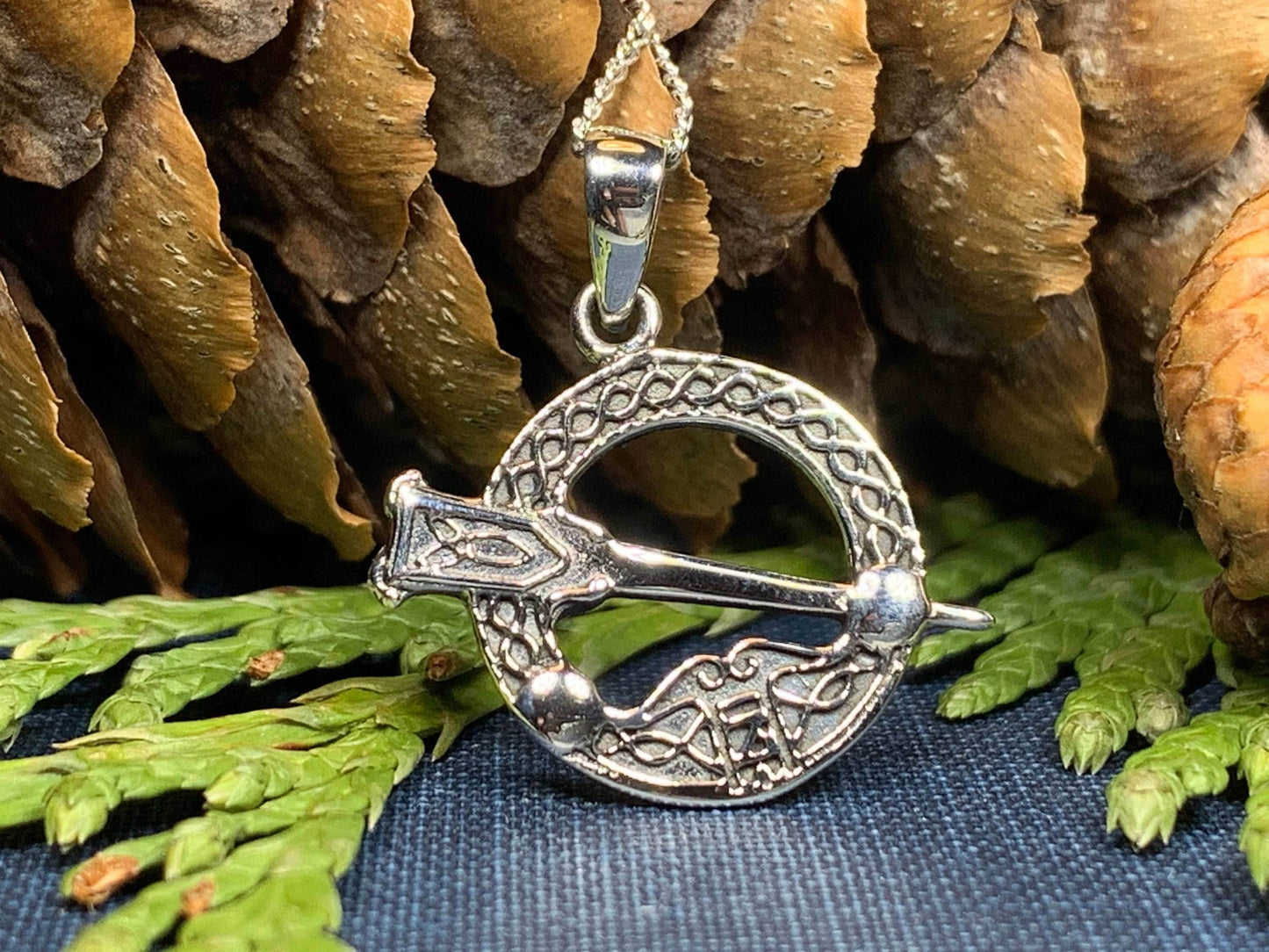 Viona Celtic Necklace - 18