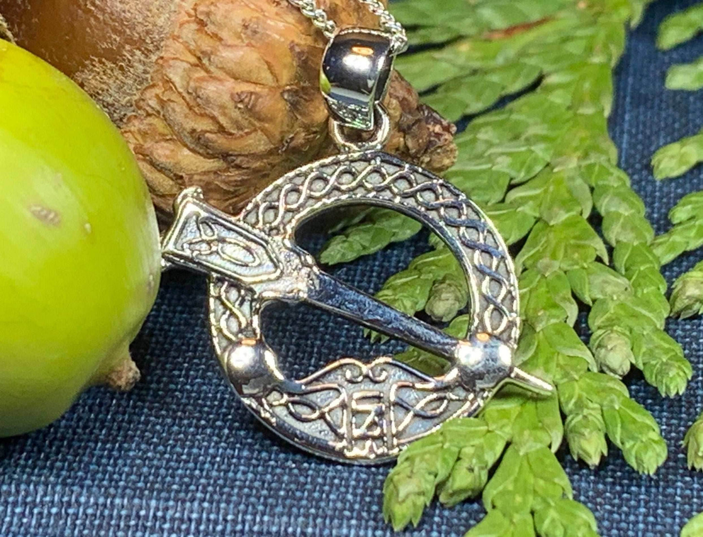 Viona Celtic Necklace - 18
