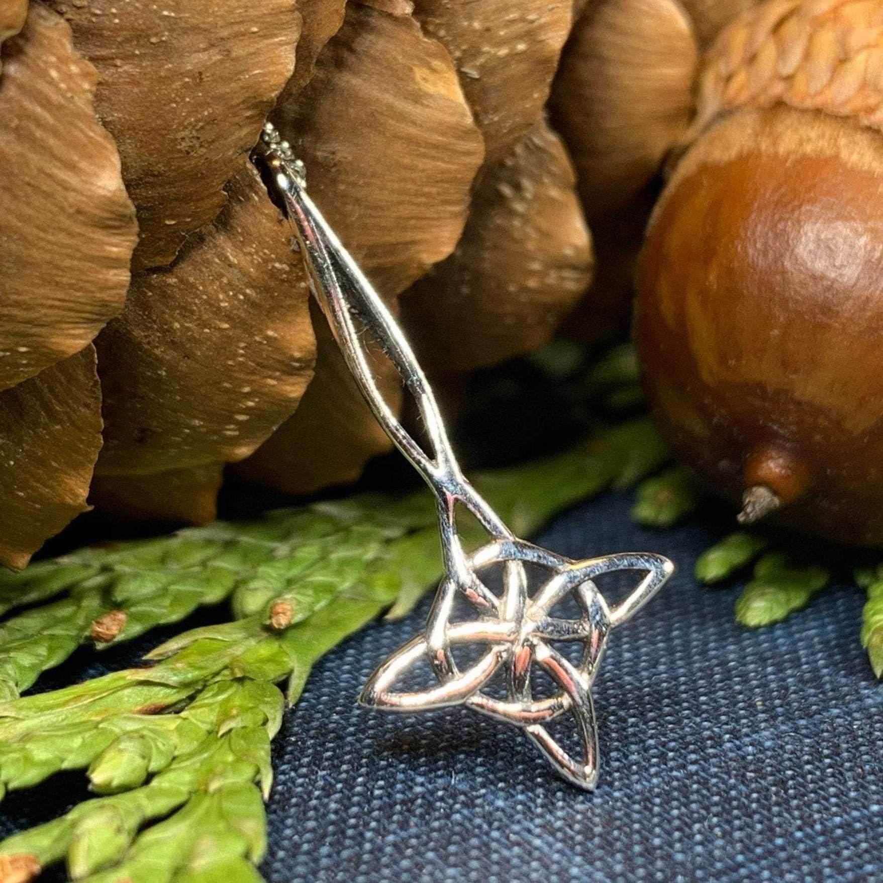 Shooting Star Celtic Knot Necklace - 18