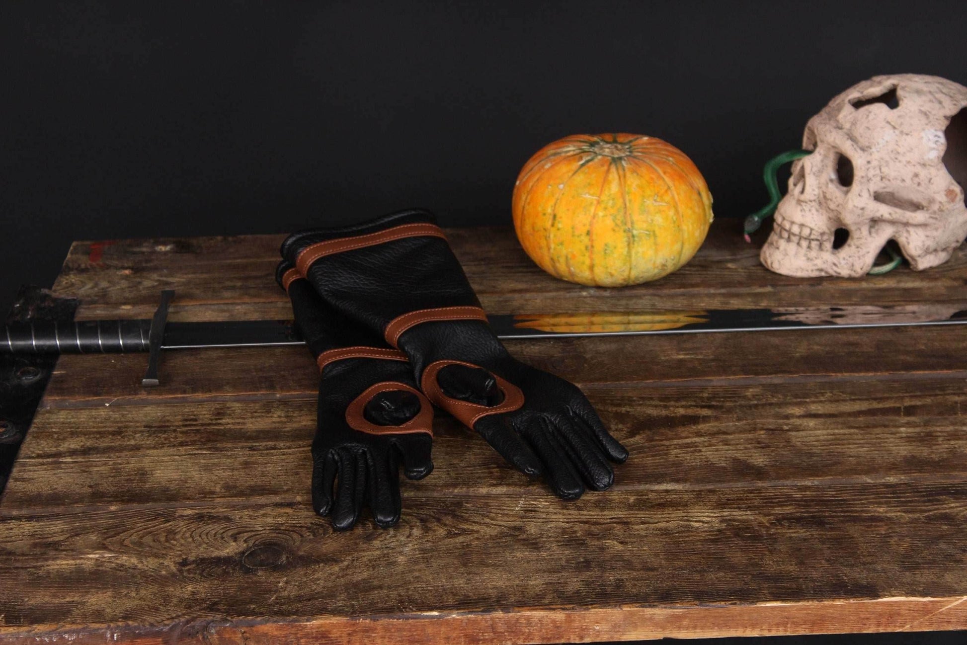 Witcher Leather Gloves (Witcher s2) - one right-hand glove / Brown (as on photo)