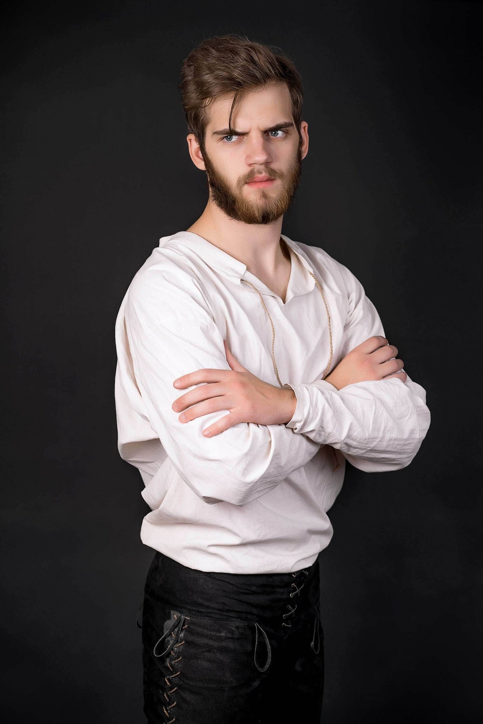 Medieval linen tunic - S