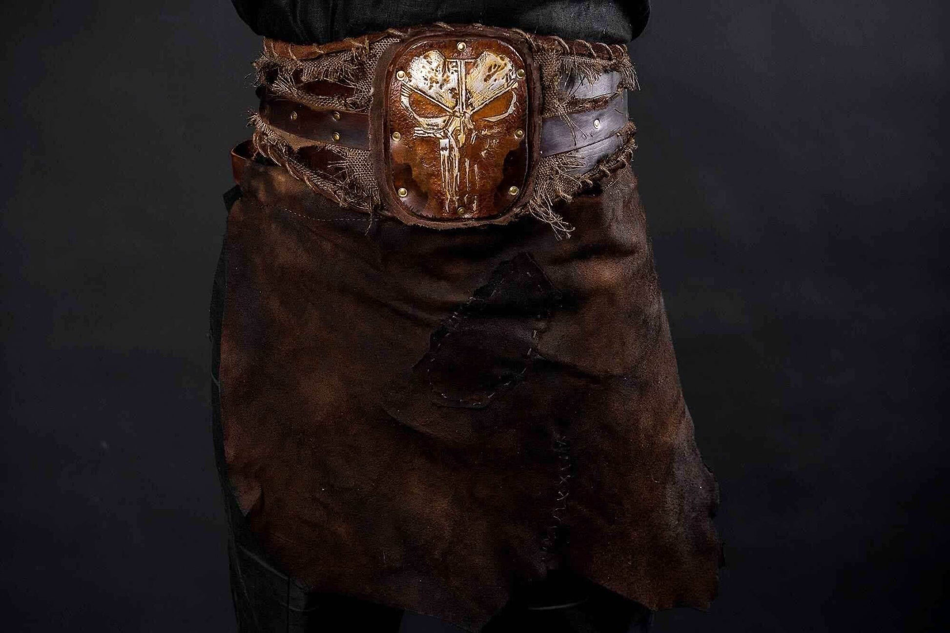 Hero belt with emblem (God of War) - S