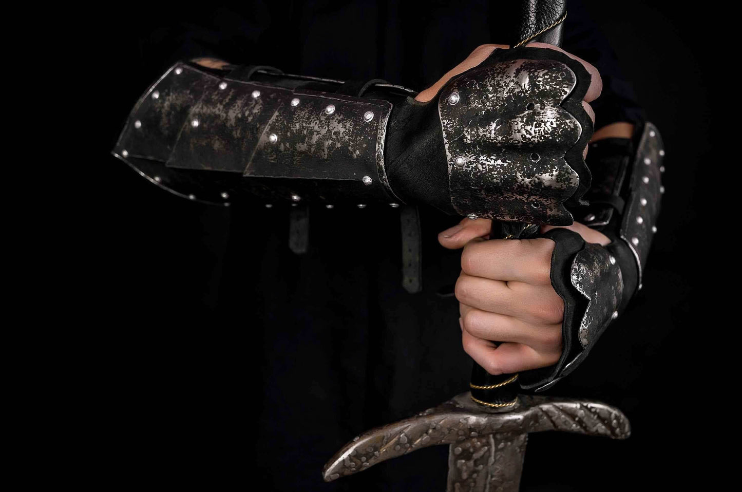 Medieval leather bracers with hand protection - for one hand