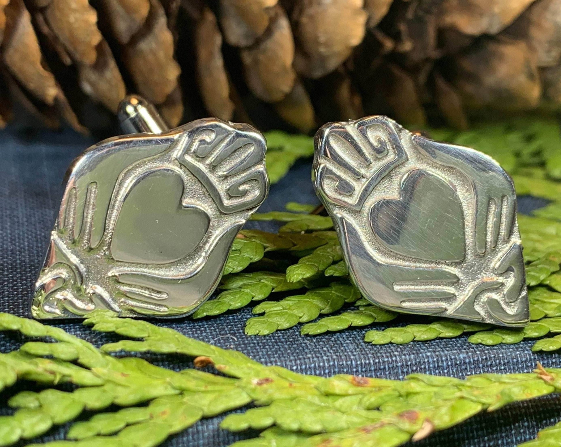 Modern Claddagh Cuff Links - 