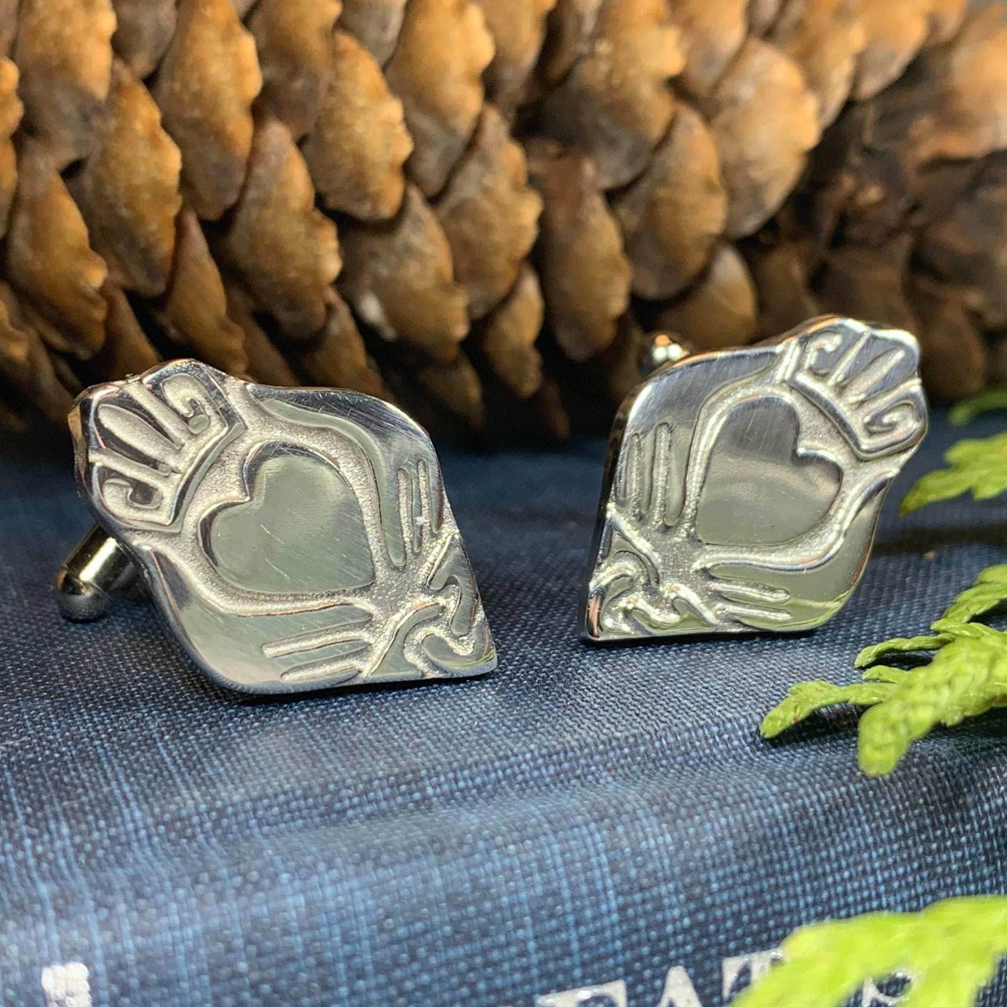 Modern Claddagh Cuff Links - 
