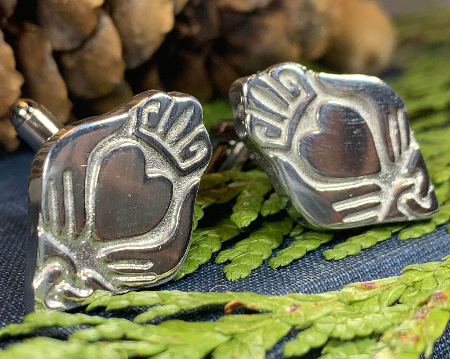 Modern Claddagh Cuff Links - 
