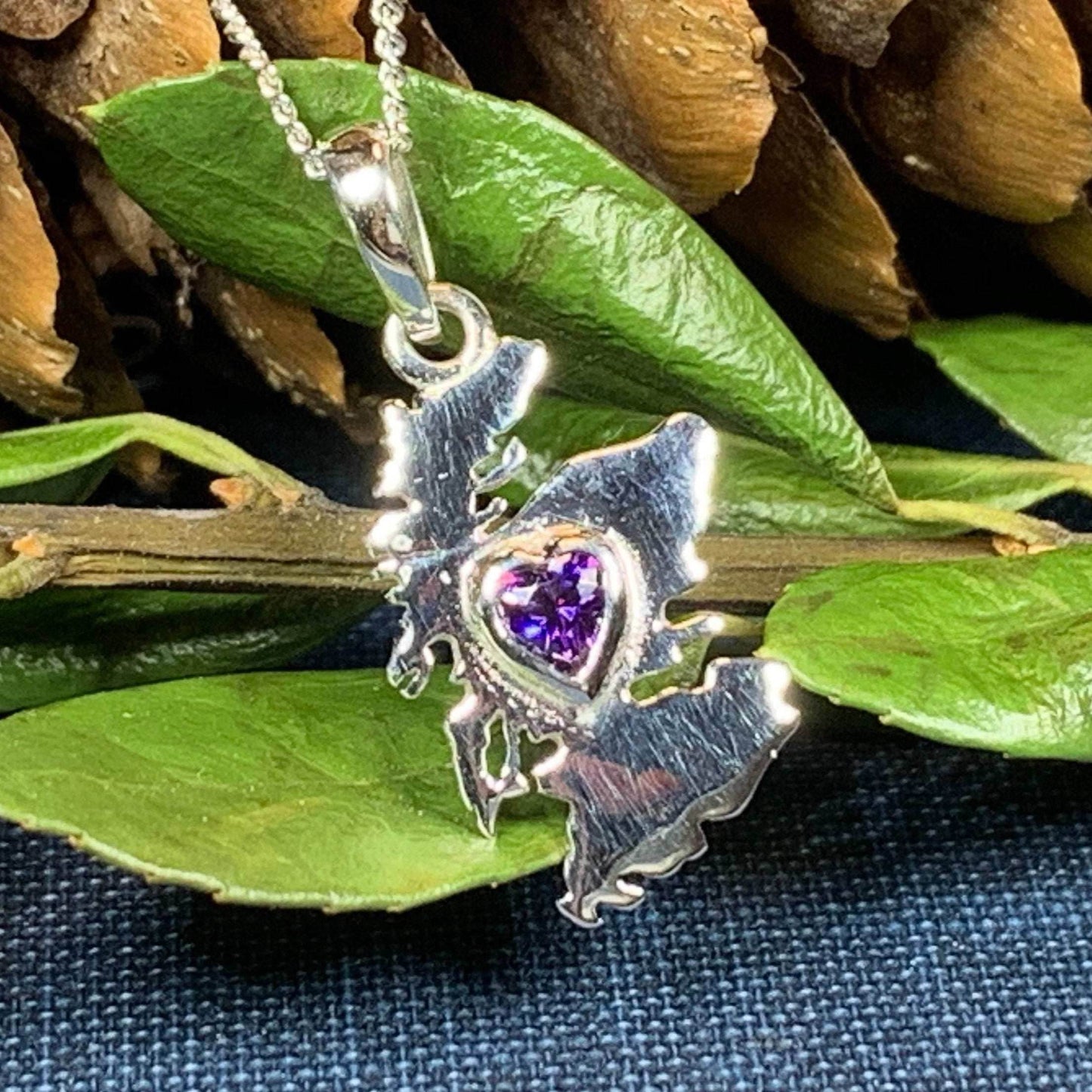 Scotland Love Necklace - 18