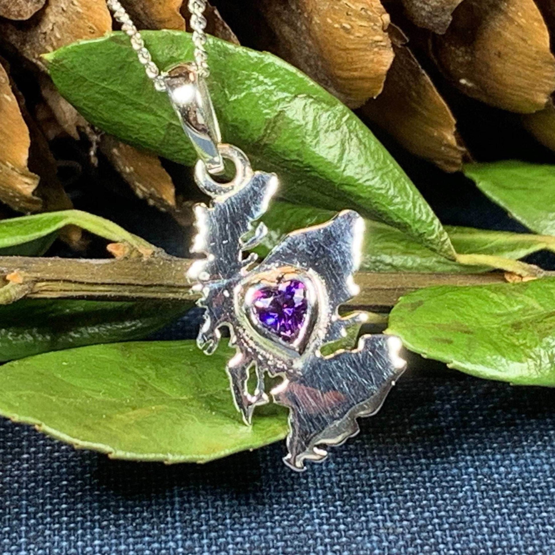 Scotland Love Necklace - 18