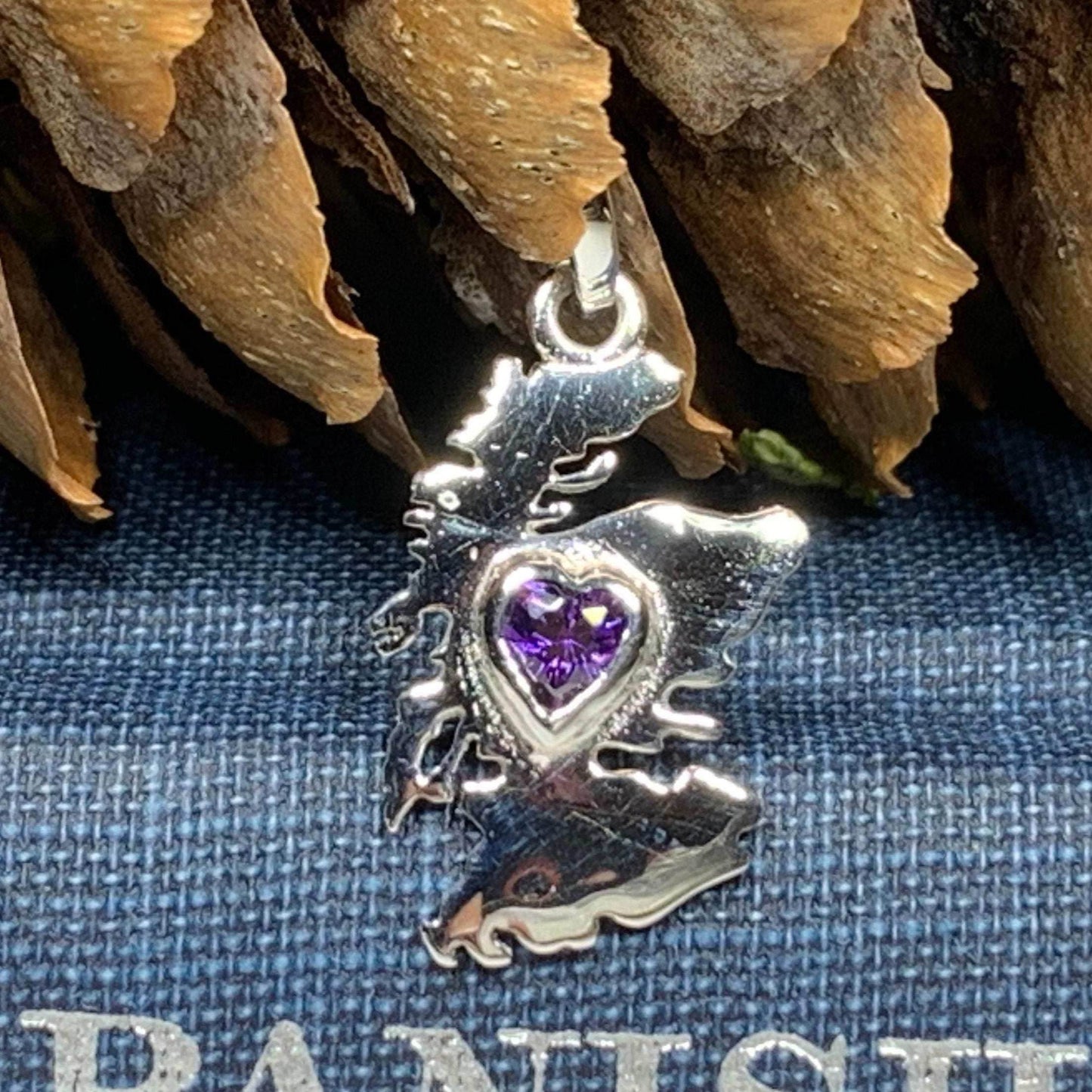 Heart of Scotland Necklace - 18