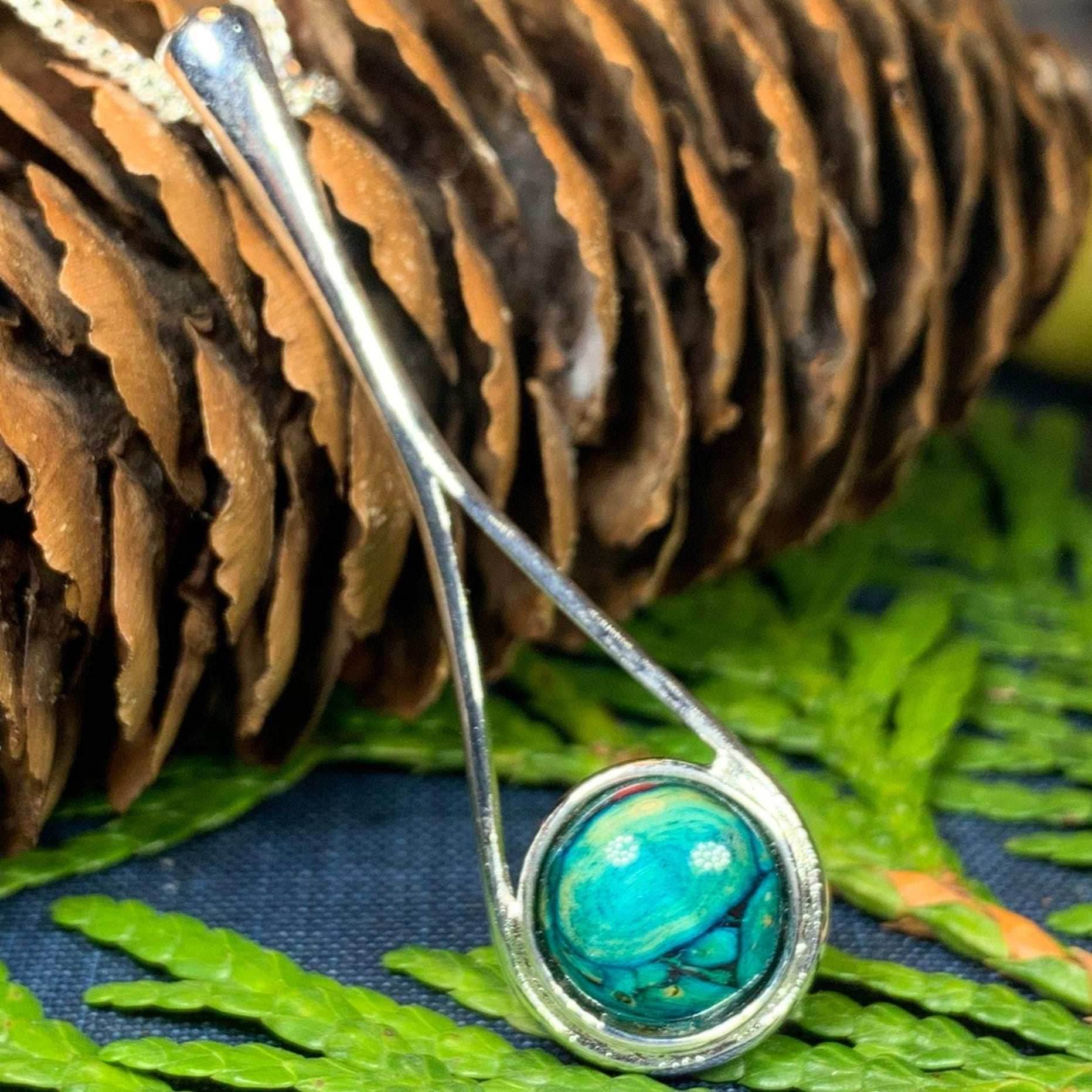 Scottish Raindrop Heathergems Necklace - Green/Red