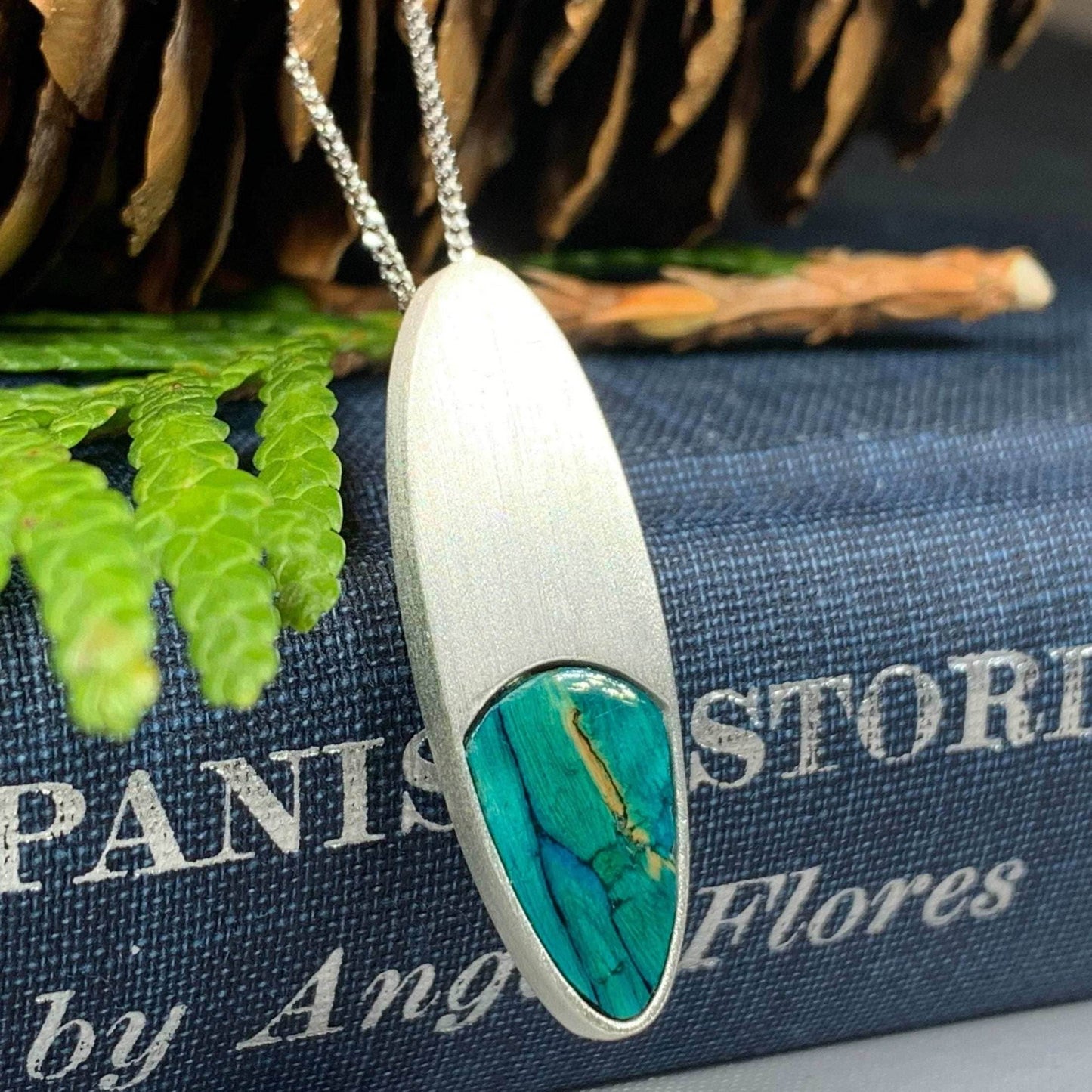 Jura Scottish Highlands Necklace - Green