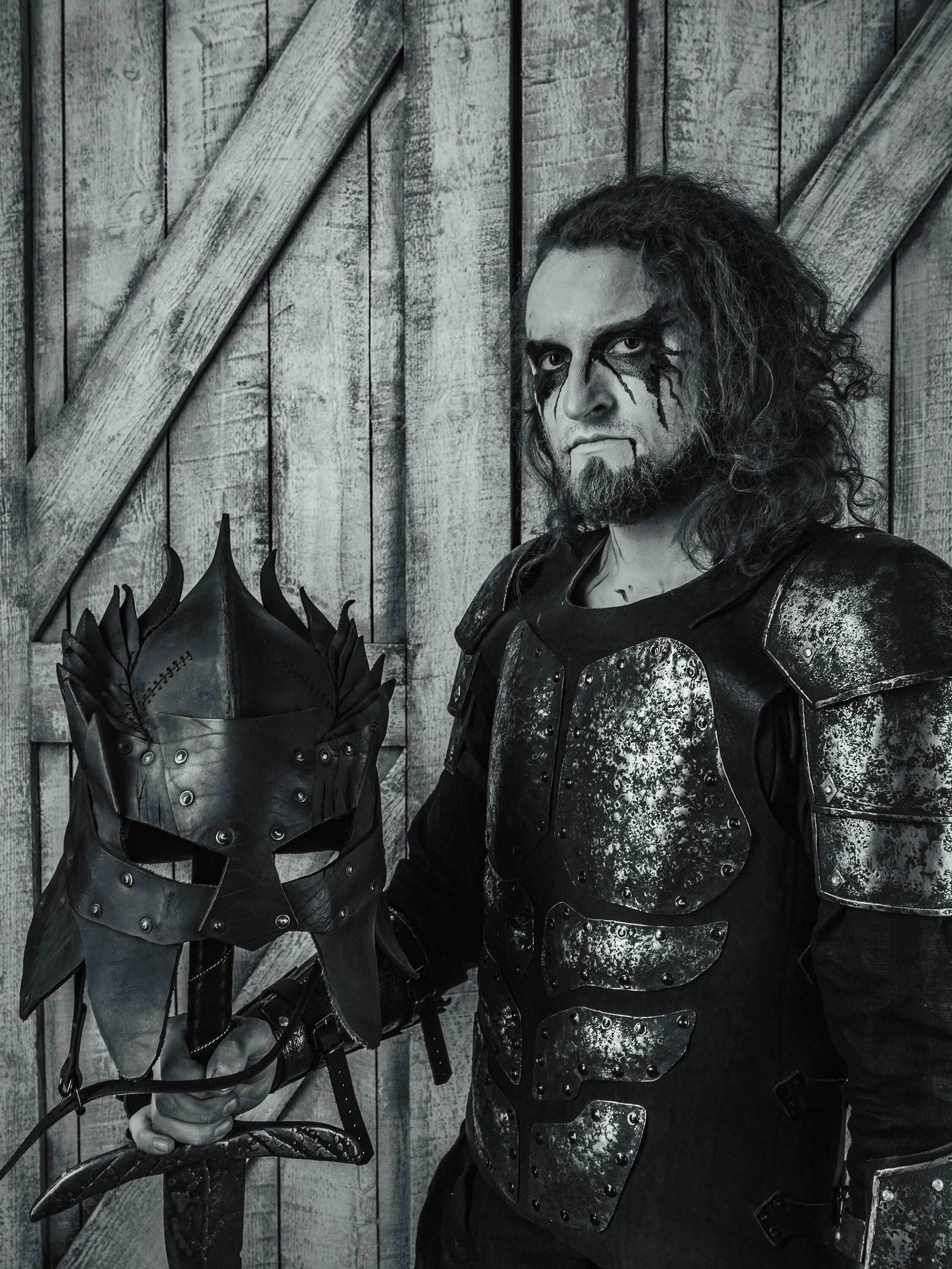 Viking battle helmet (Head Hunter) - XS / Brown (as on foto)