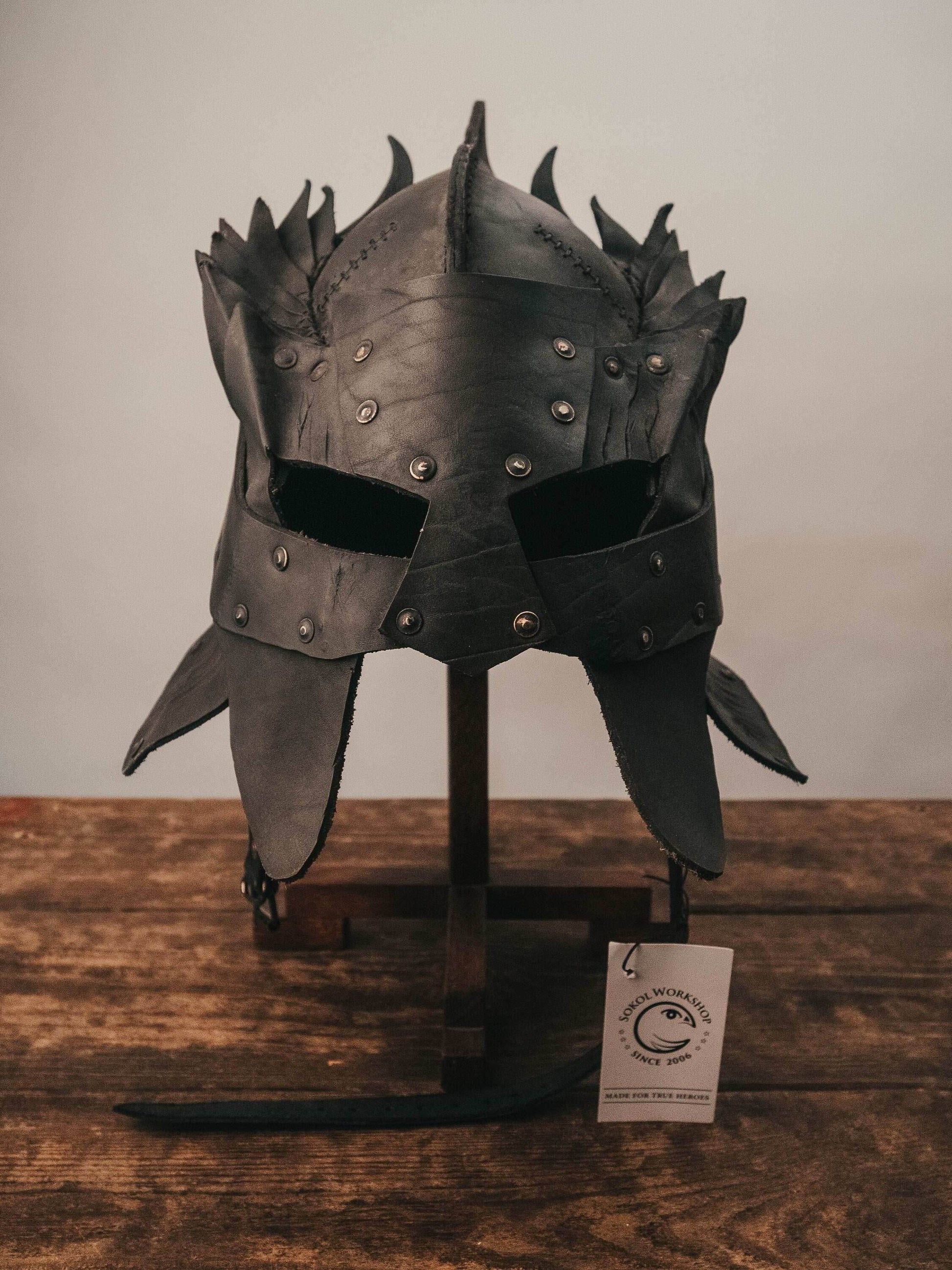 Viking battle helmet (Head Hunter) - XS / Brown (as on foto)