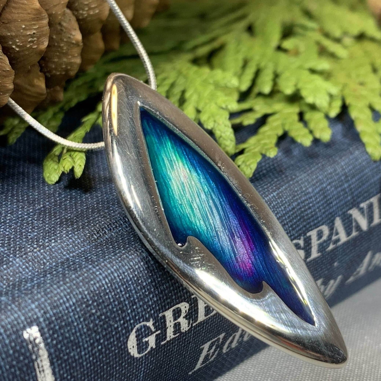 Northern Lights Necklace - 18