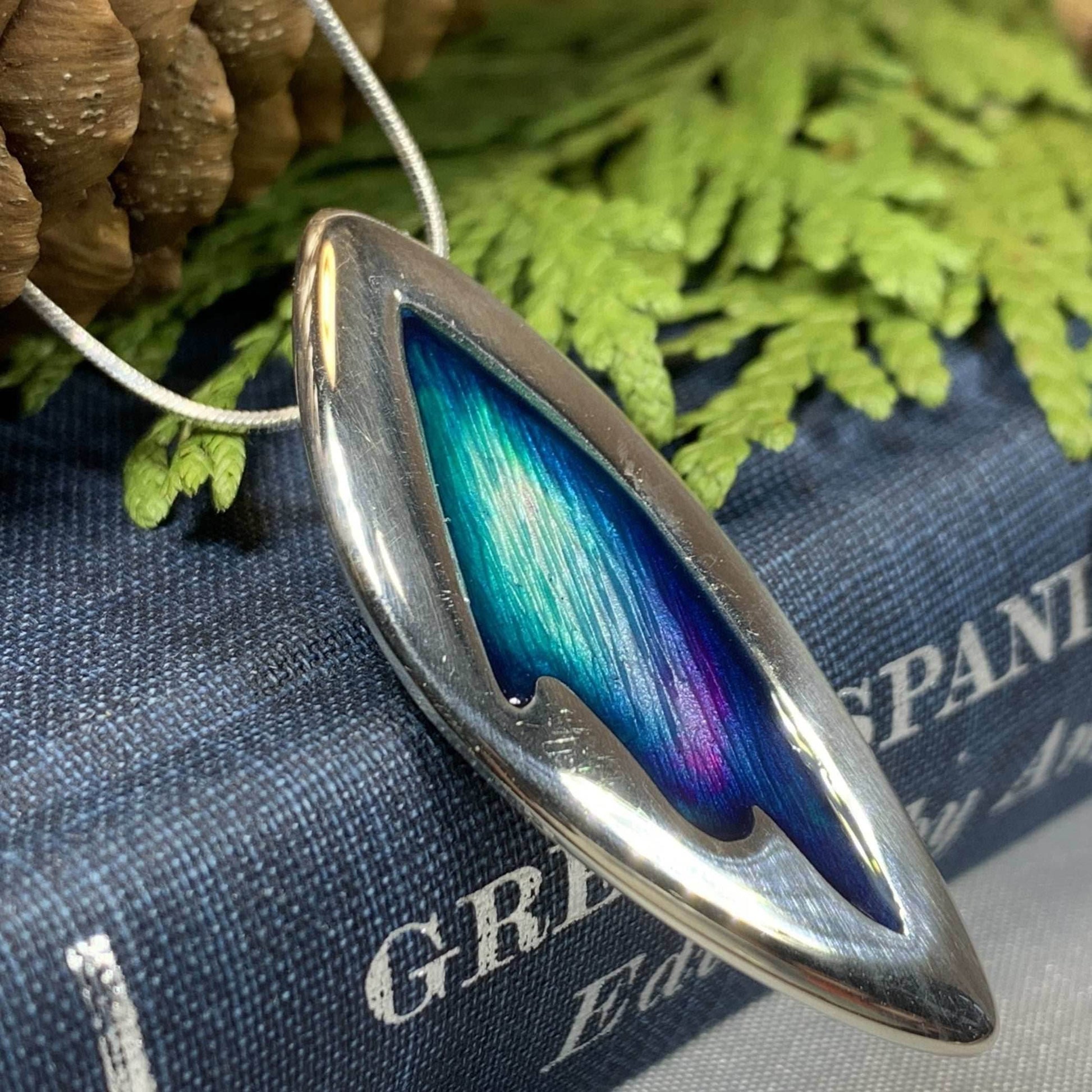Northern Lights Necklace - 18