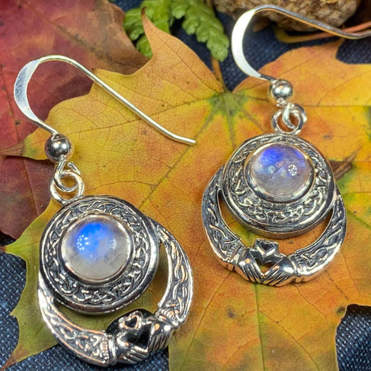 Tess Claddagh Earrings - 