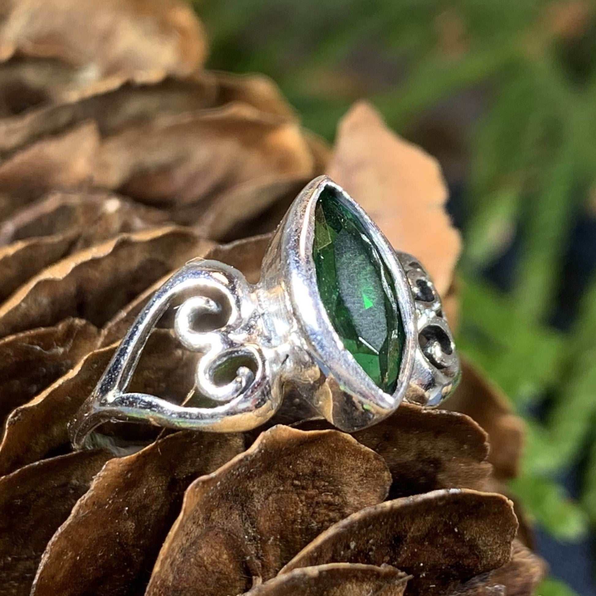 Vera Celtic Knot Ring - 6