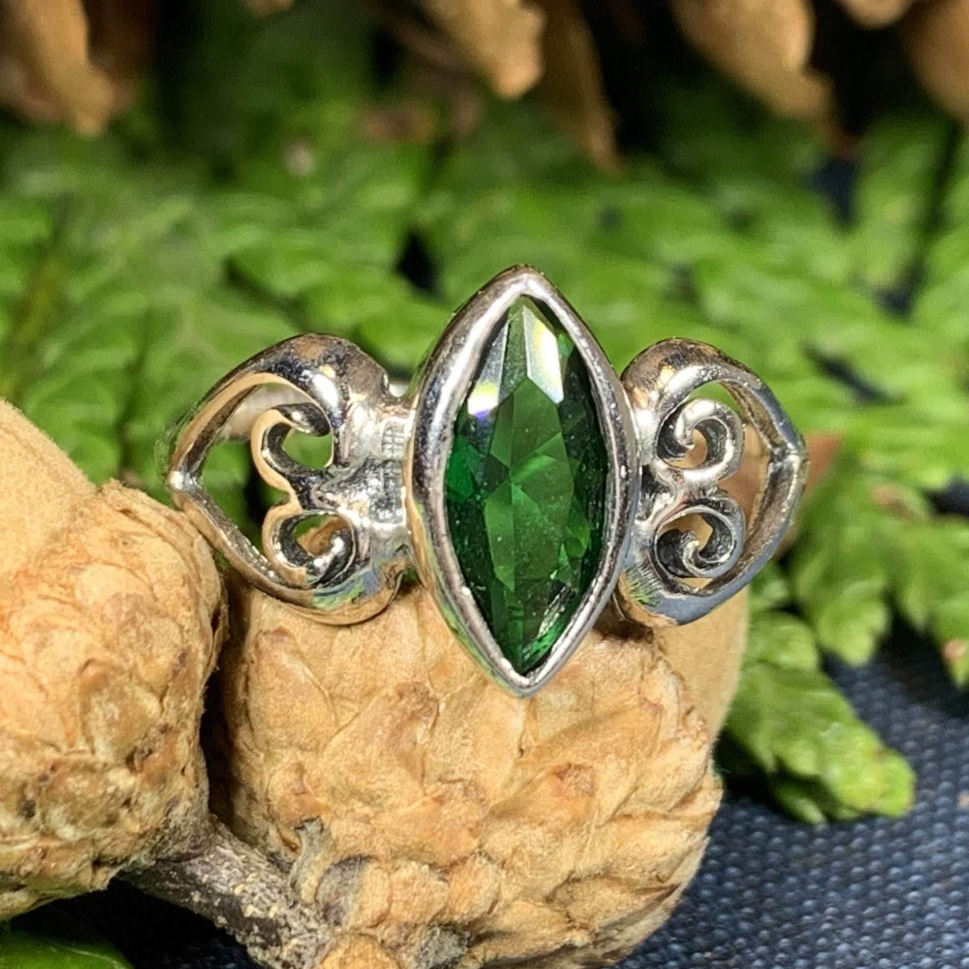 Vera Celtic Knot Ring - 6