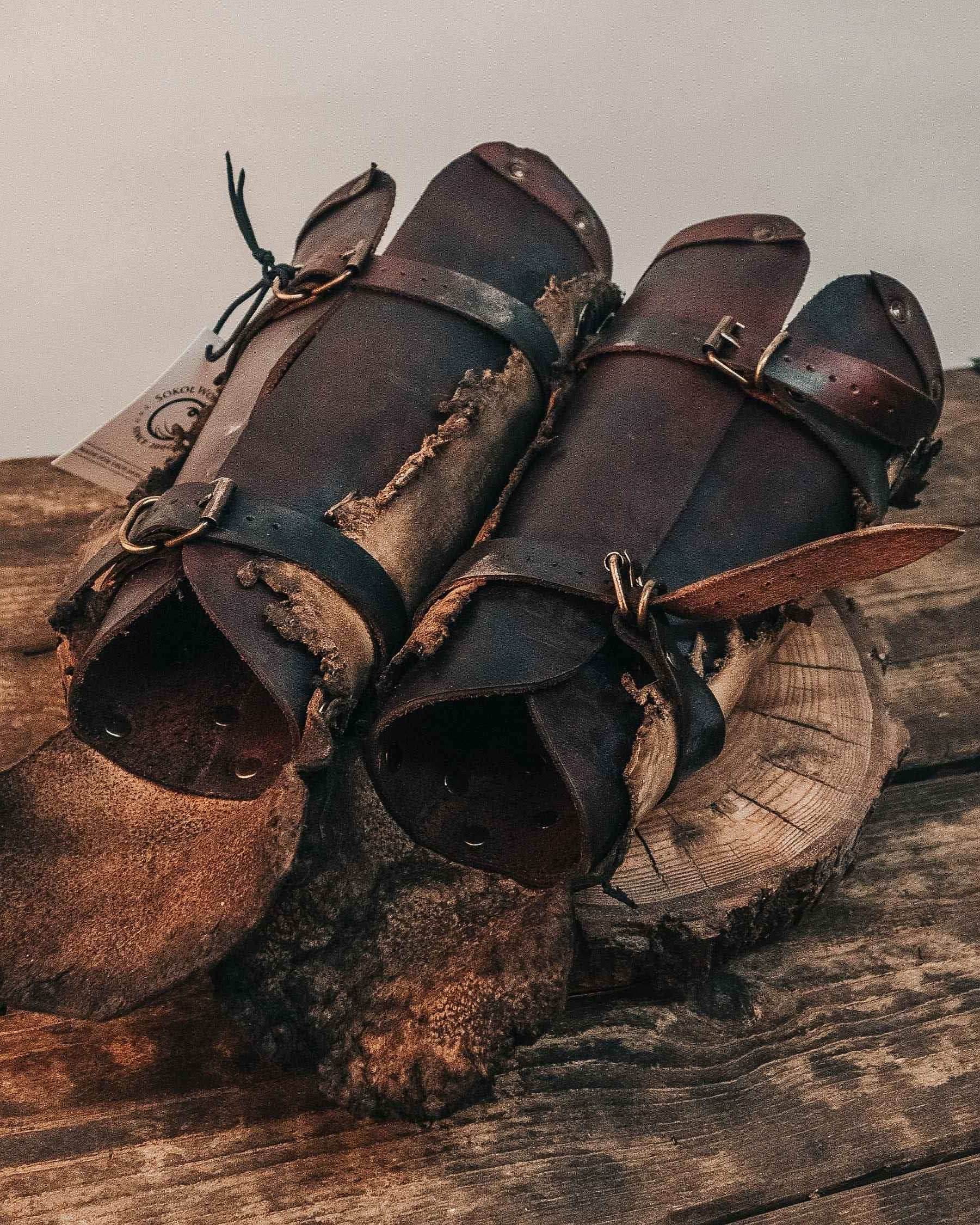 Medieval celtic bracers - brown (as pictured) / For two hands