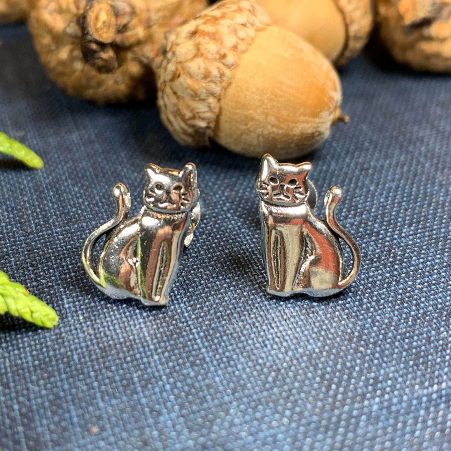Curious Cat Stud Earrings - 