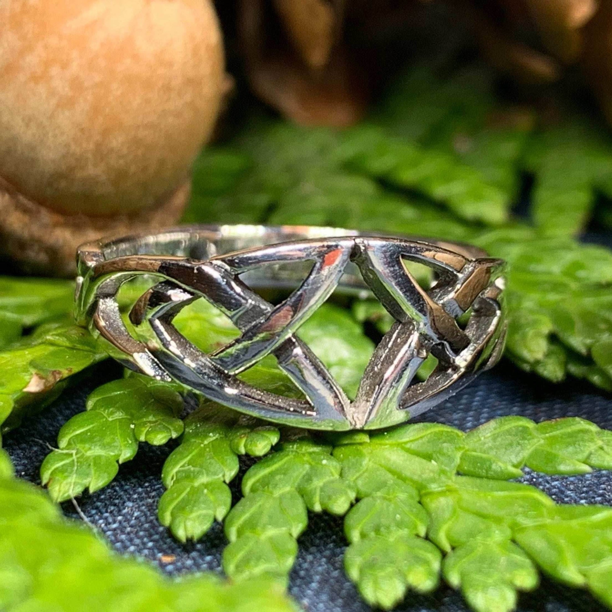 Open Trinity Knot Ring - 6