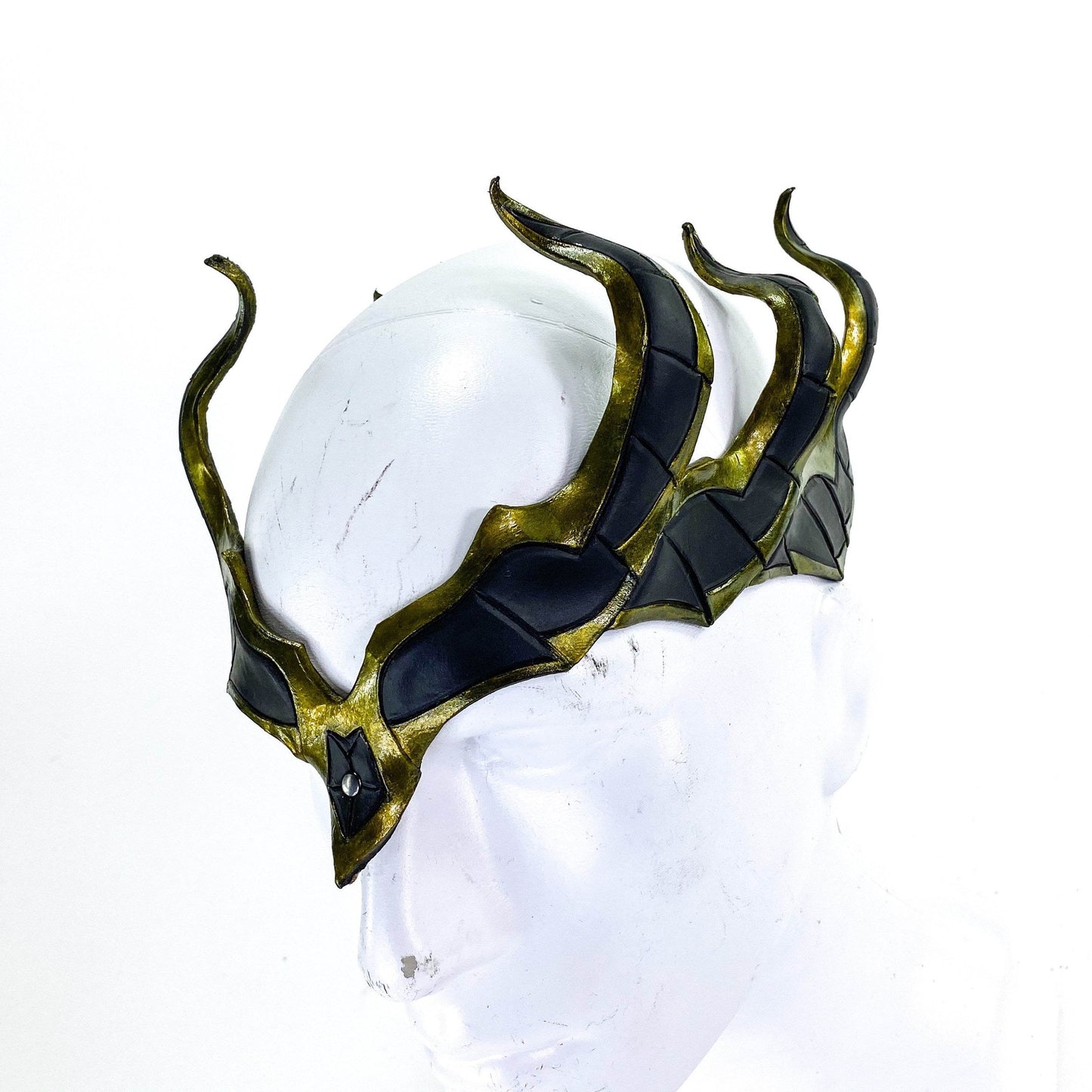 Masquerade Crown of Handmade Genuine Leather in Green and Black - 