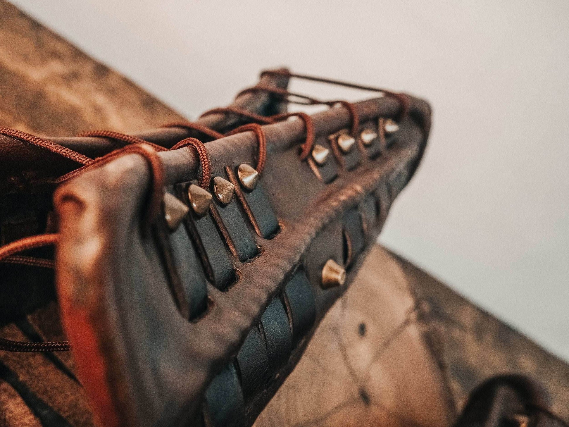 Medieval viking bracers - for one hand / brown (as on photo)