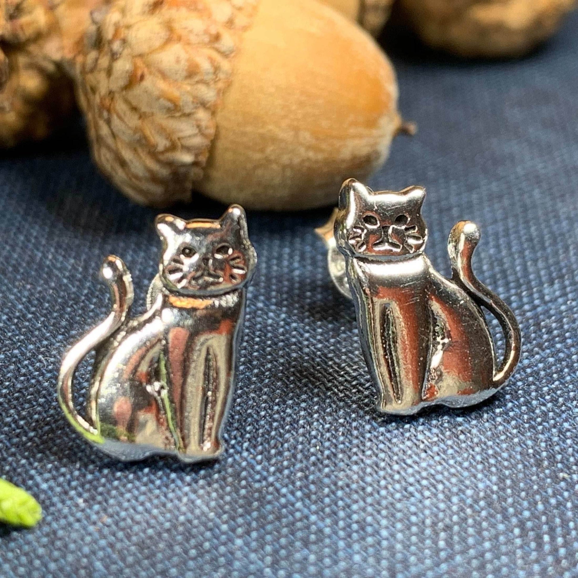 Curious Cat Stud Earrings - 