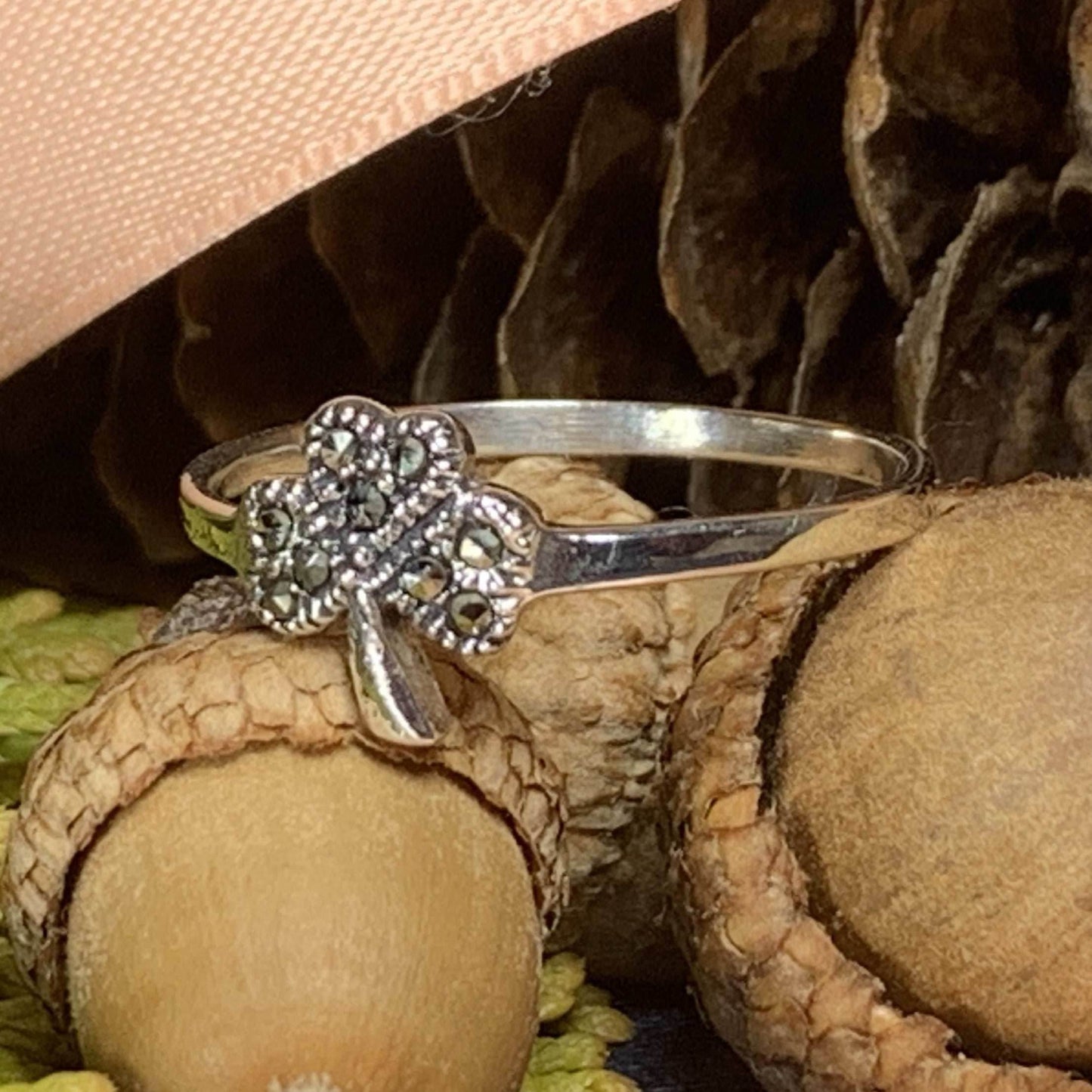 Fáilte Shamrock Ring - 6