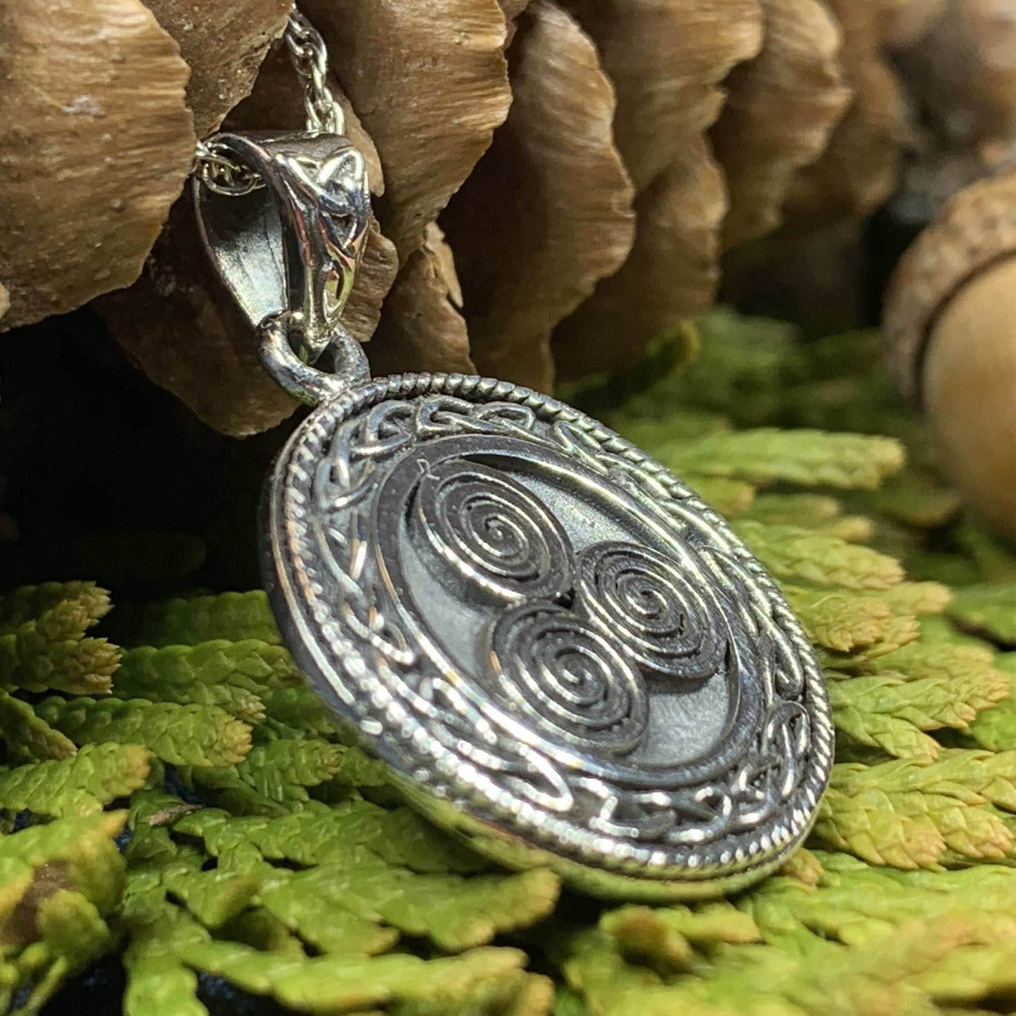Ancient Echo Celtic Spiral Necklace - 18