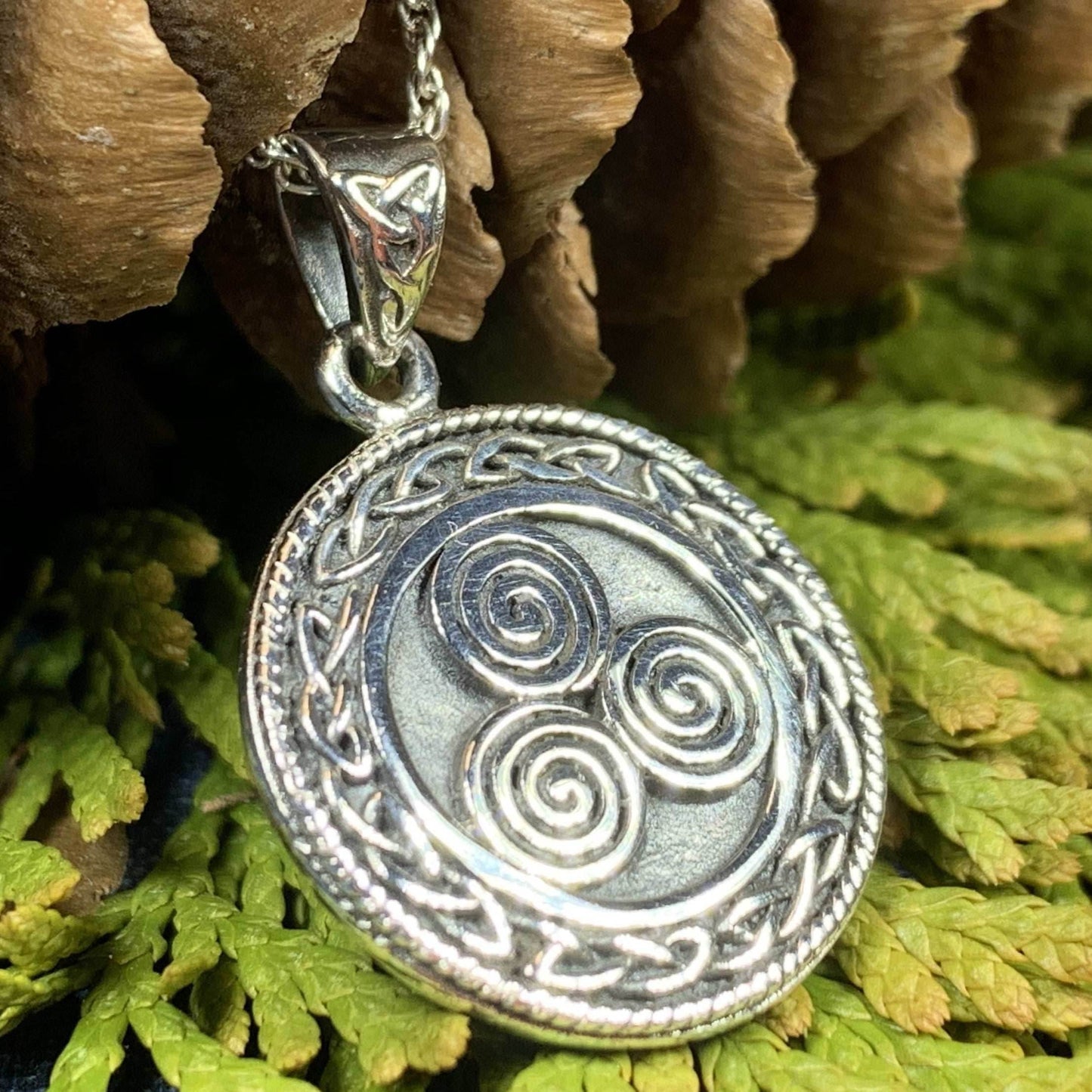 Ancient Echo Celtic Spiral Necklace - 18