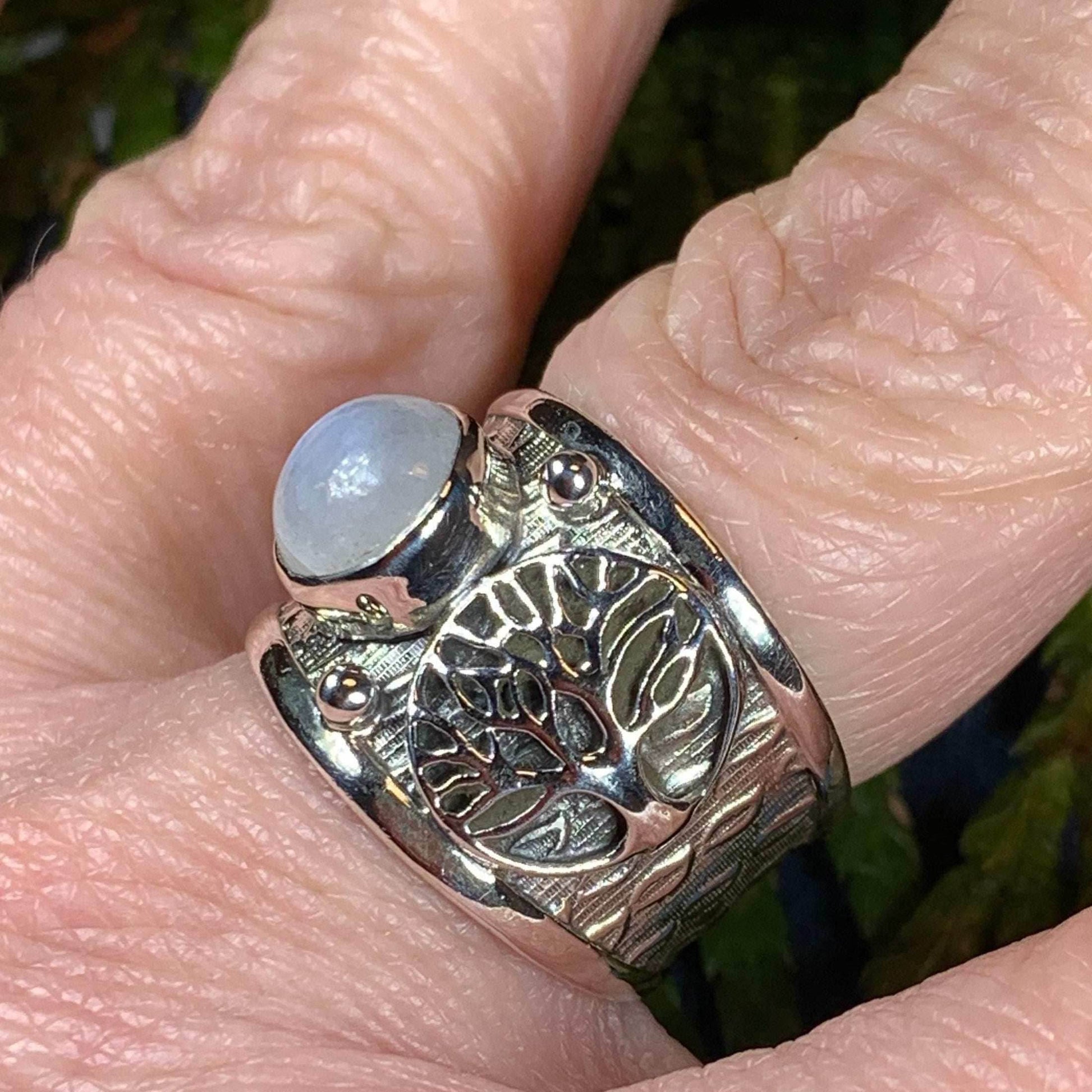Earth Mother Tree of Life Ring - 7 / Topaz