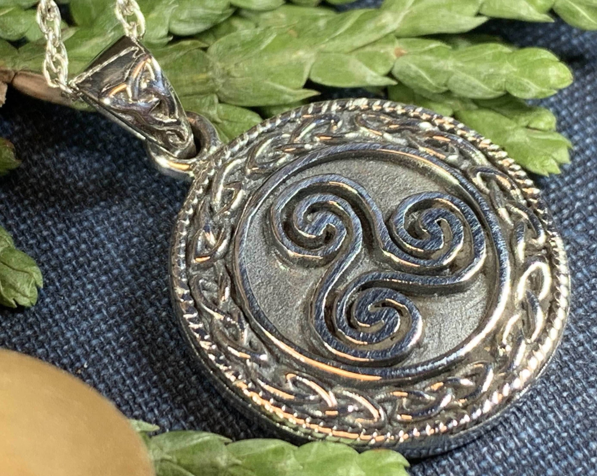 Ancient Spirit Celtic Spiral Necklace - 18