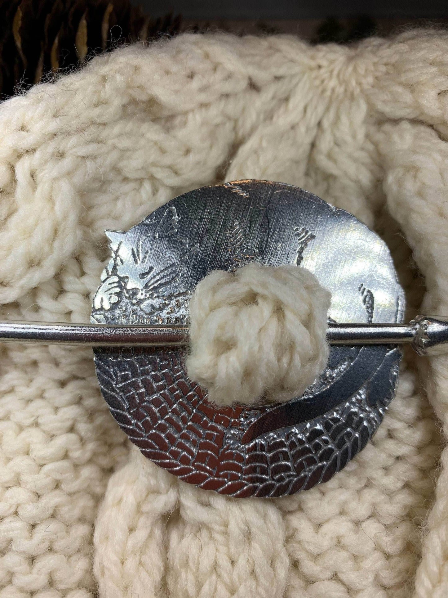 Cozy Cat Scarf Ring - 