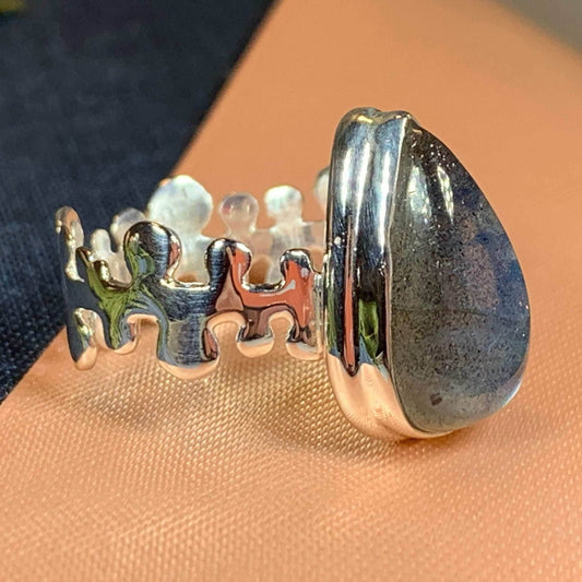 Mists of Avalon Ring - 8 / Oval