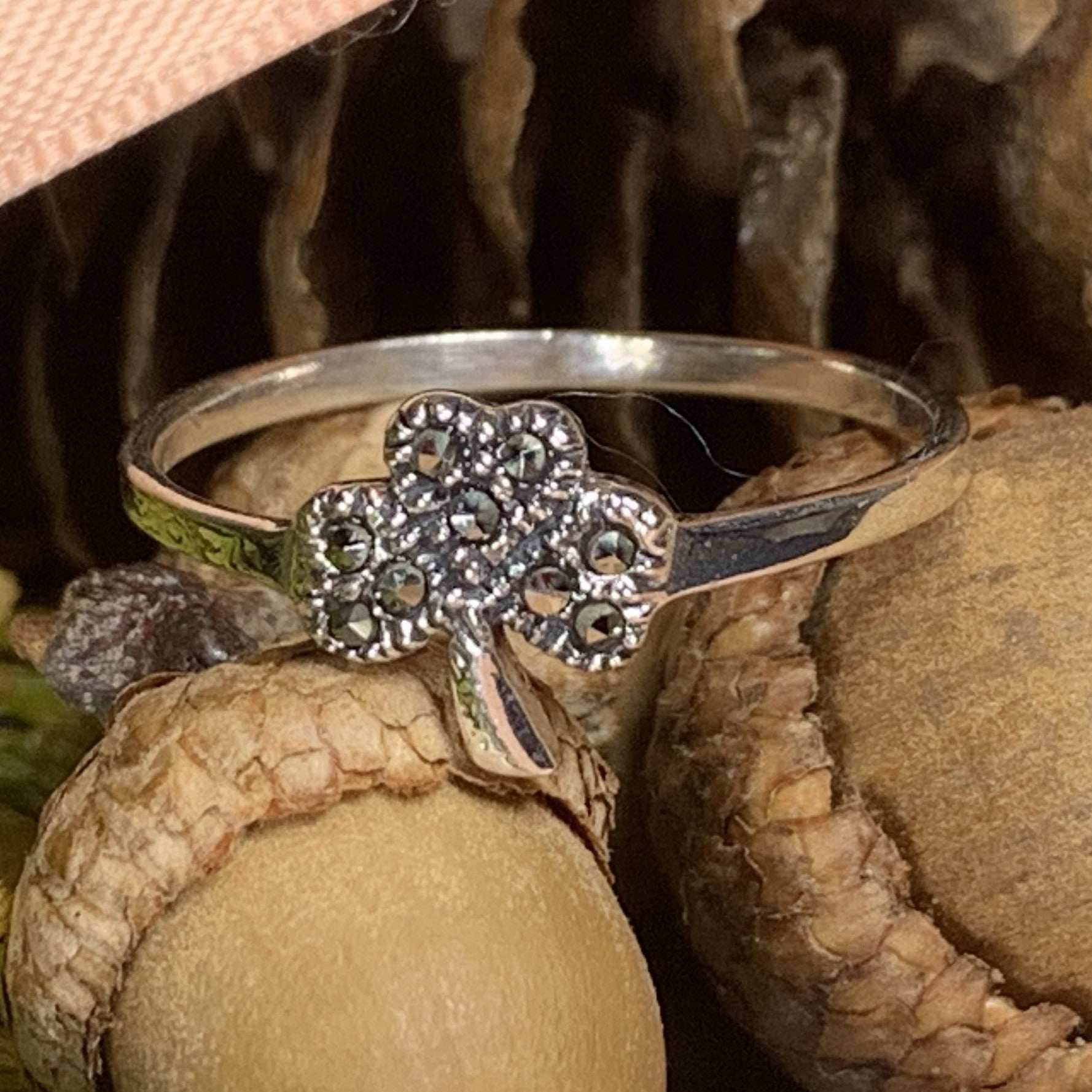 Fáilte Shamrock Ring - 6