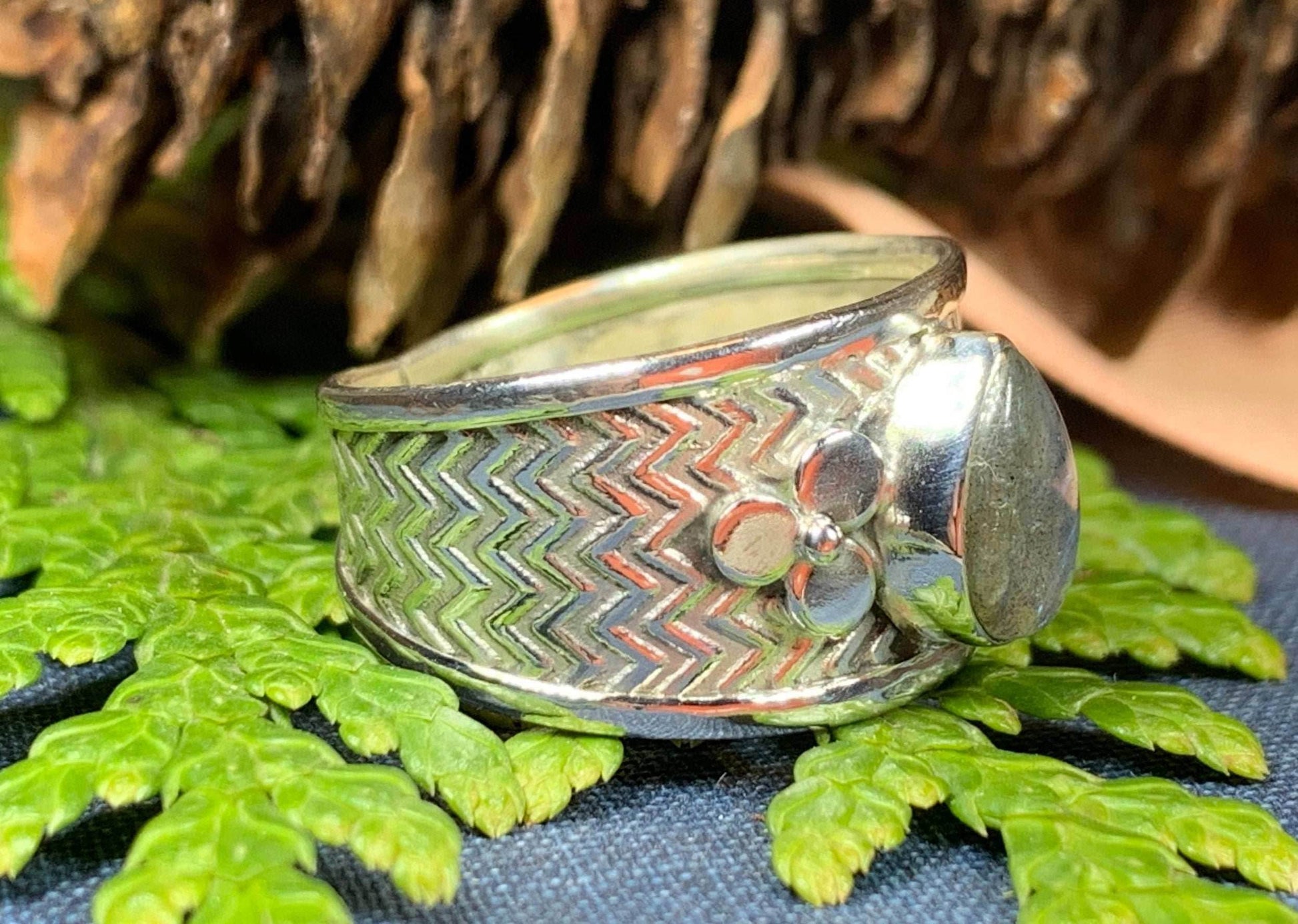 Celtic Flower Ring - 7 / Blue Topaz