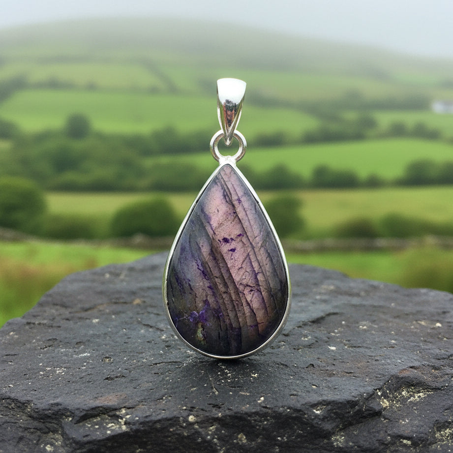 Celtic Night Necklace
