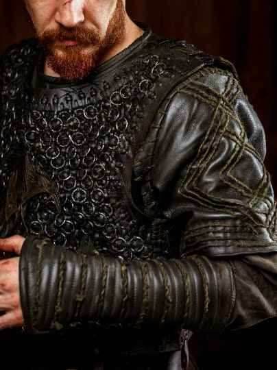 Green leather bracers - for one hand