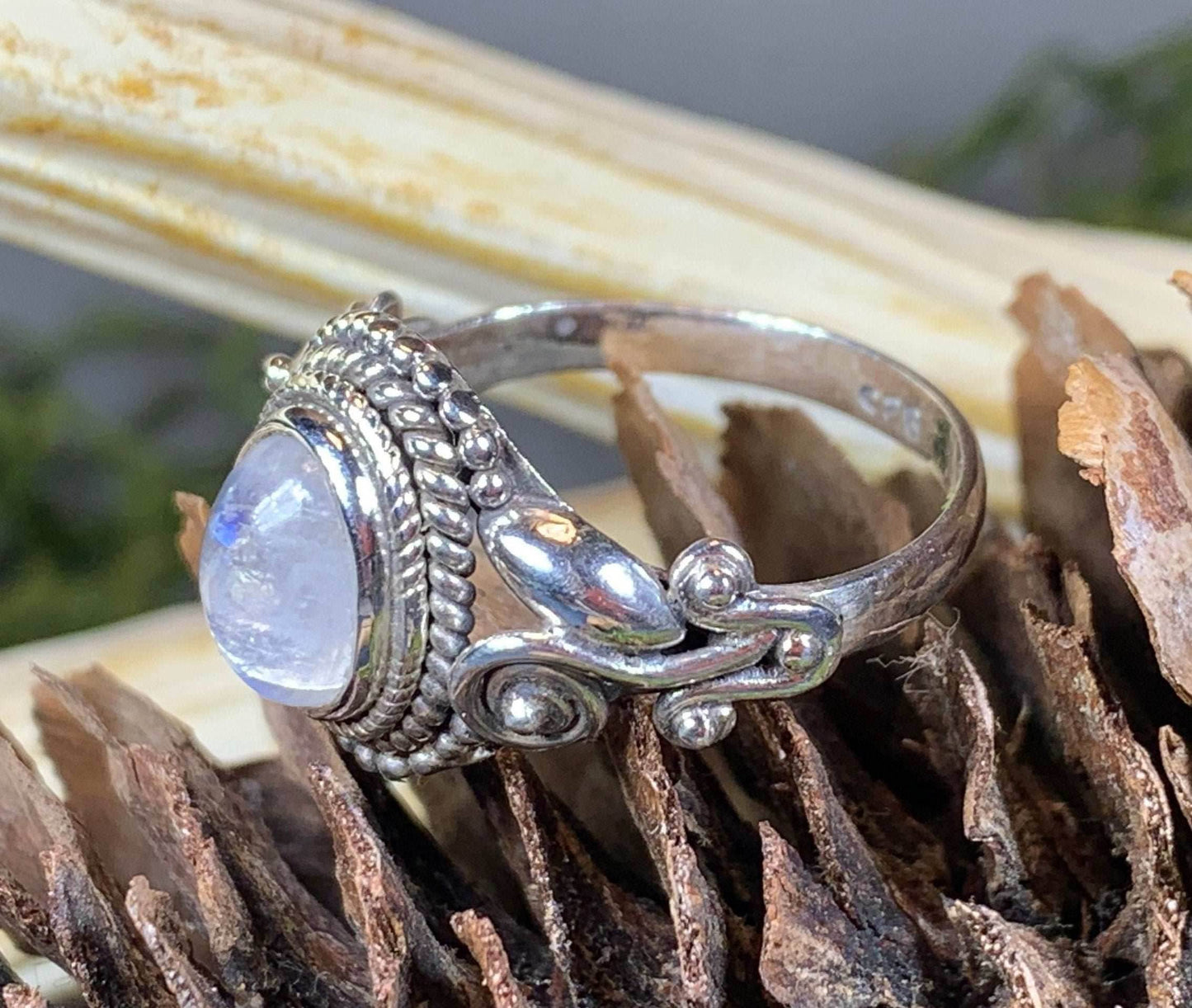 Celtic Vines Moonstone Ring - 7 / Moonstone