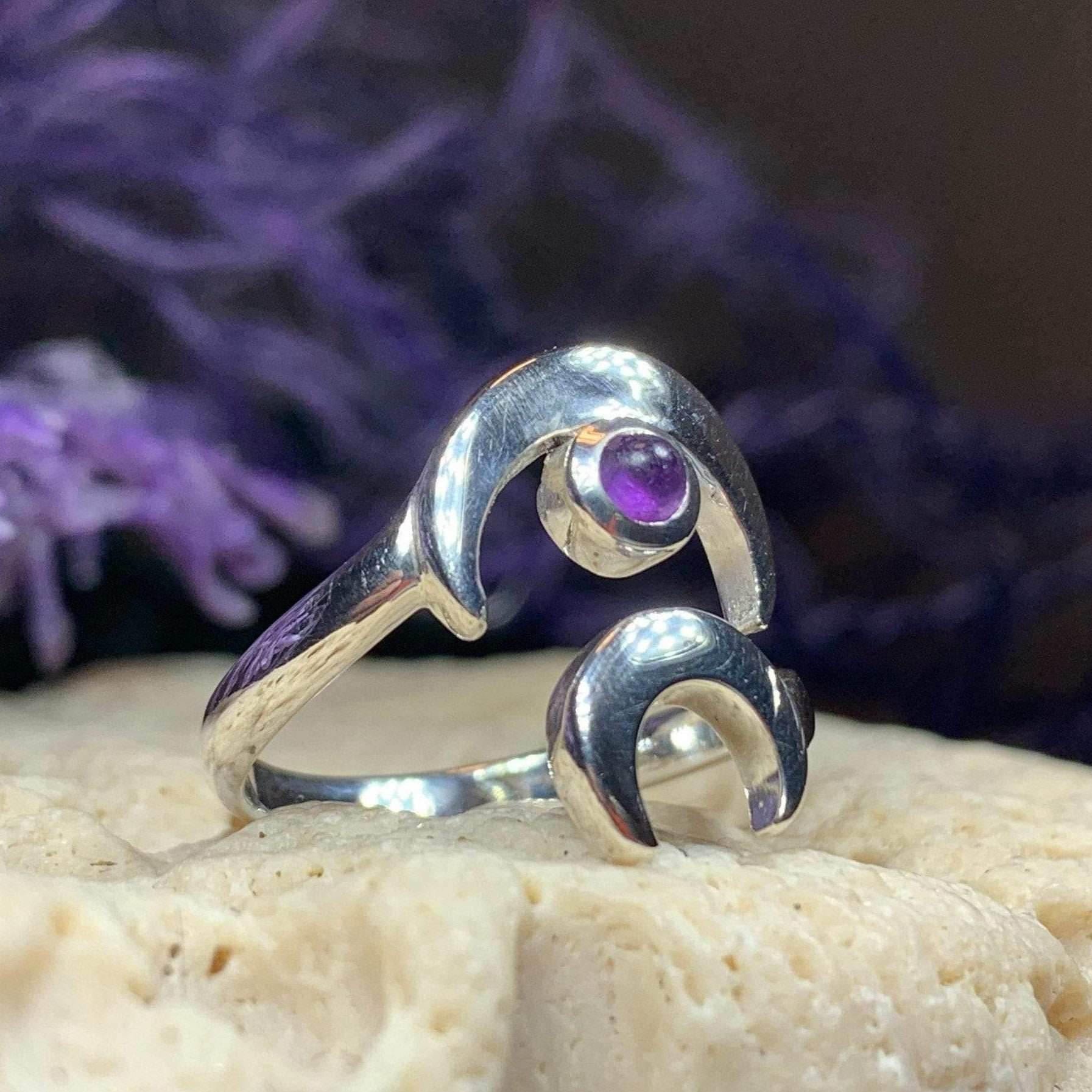 Double Crescent Moon Ring - Amethyst / 5