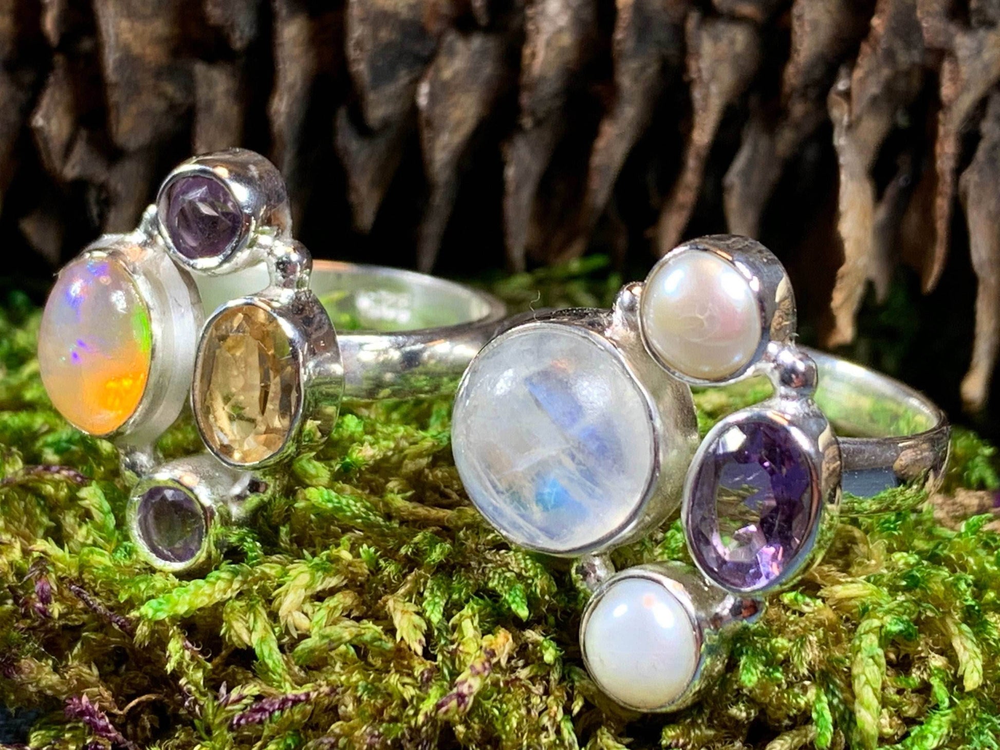 Highland Summer Ring - 8 / Moonstone