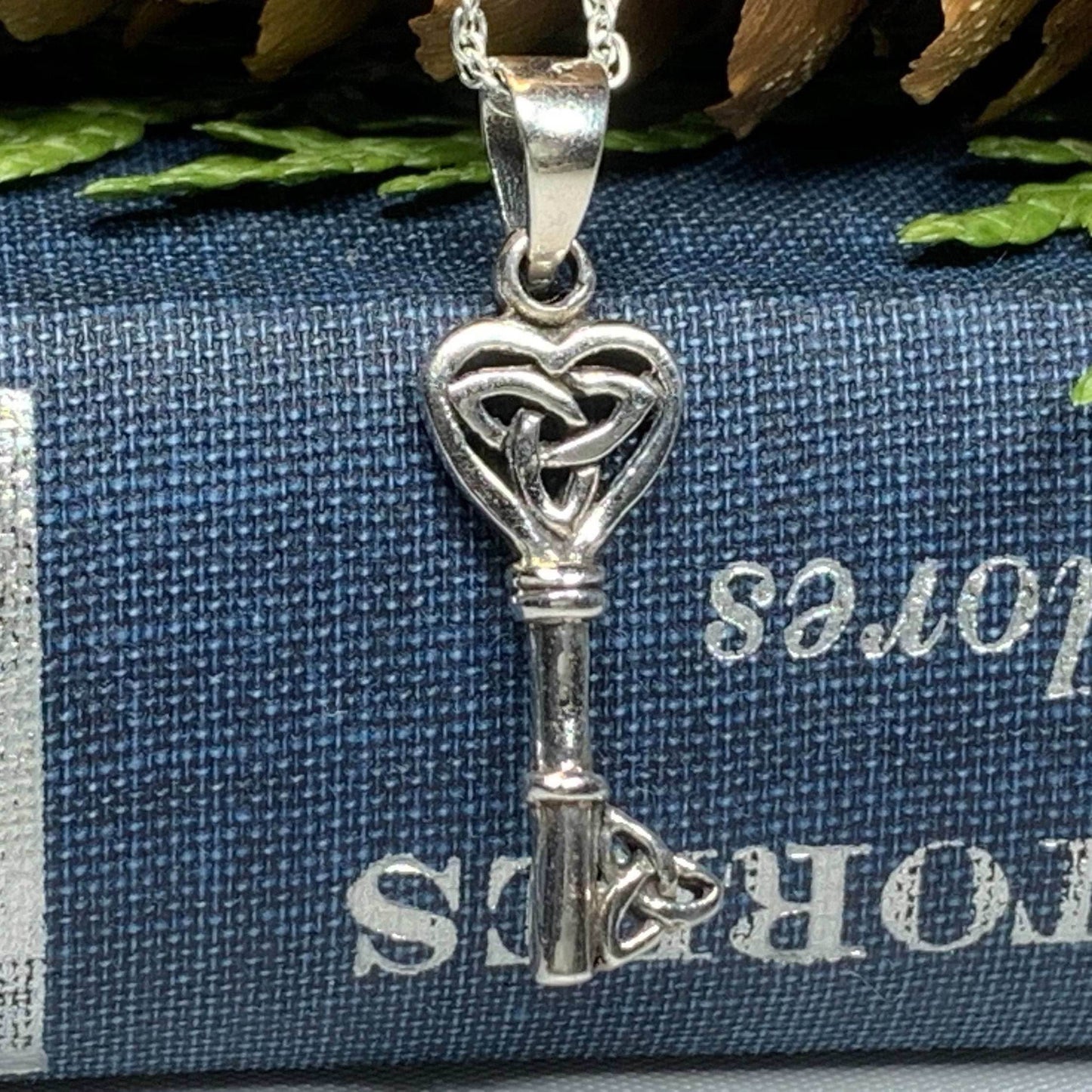 Petite Celtic Key Necklace - 18
