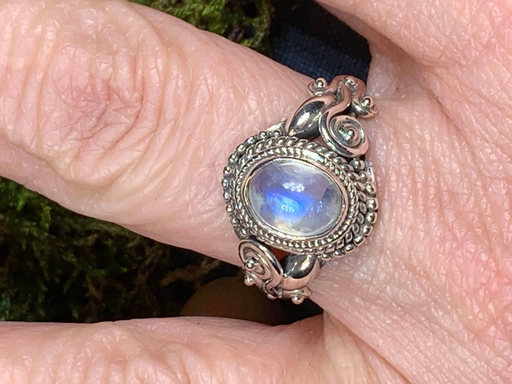 Celtic Vines Moonstone Ring - 7 / Moonstone